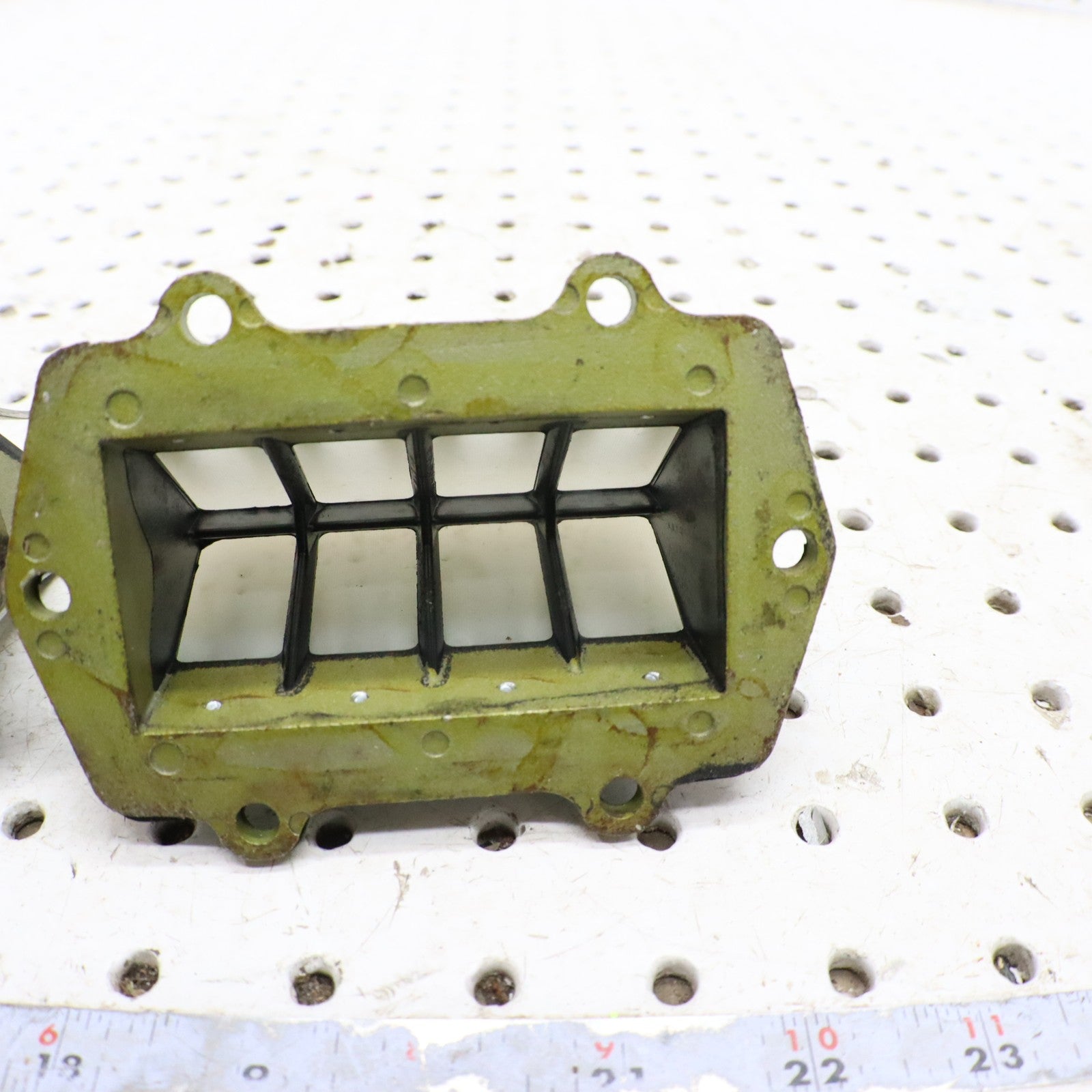 2009 Arctic Cat Crossfire R 8 Intake Reed Block Reeds 3007-534 GOOD