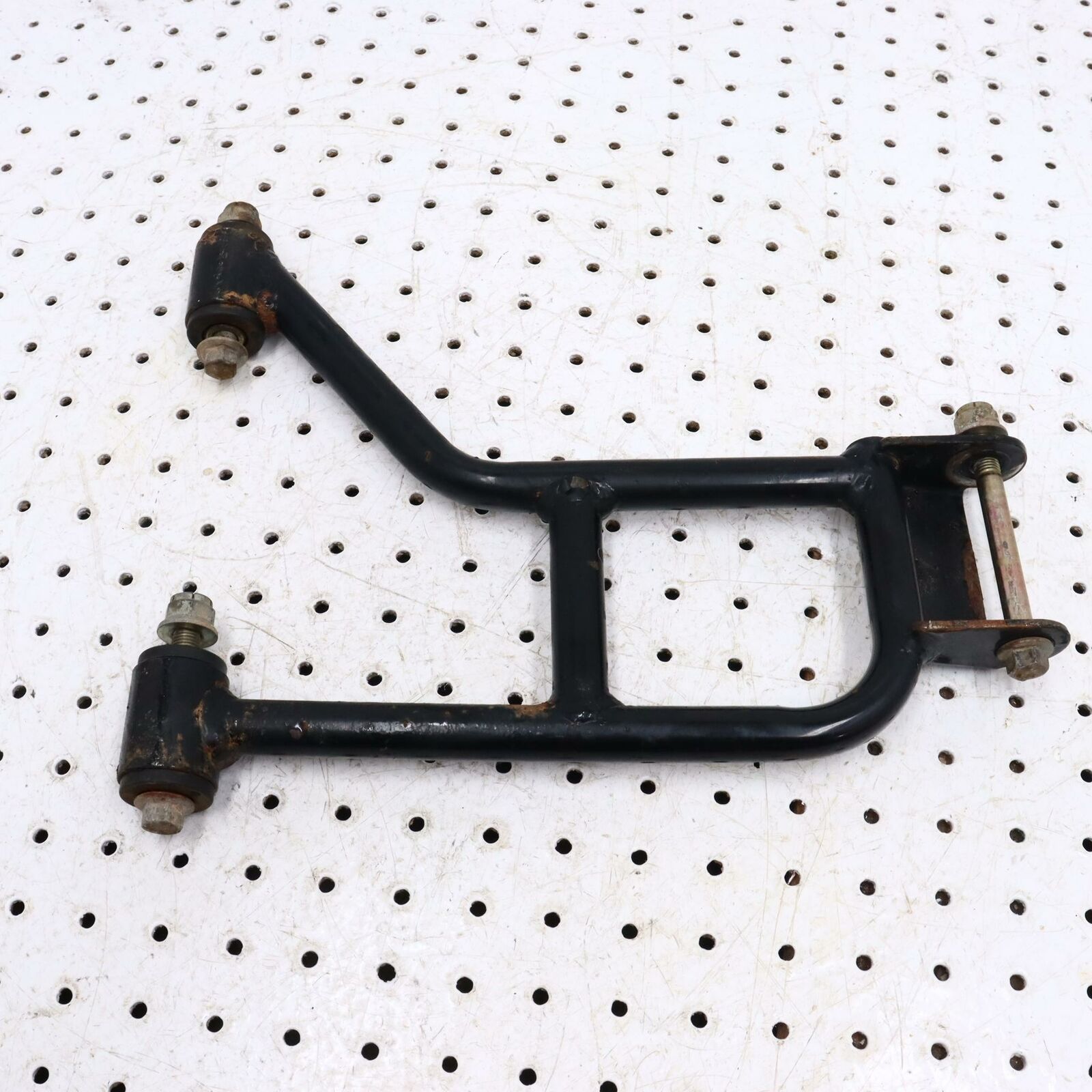 2004 ARCTIC CAT 650 REAR BACK UPPER LEFT CONTROL A ARM 0504-583