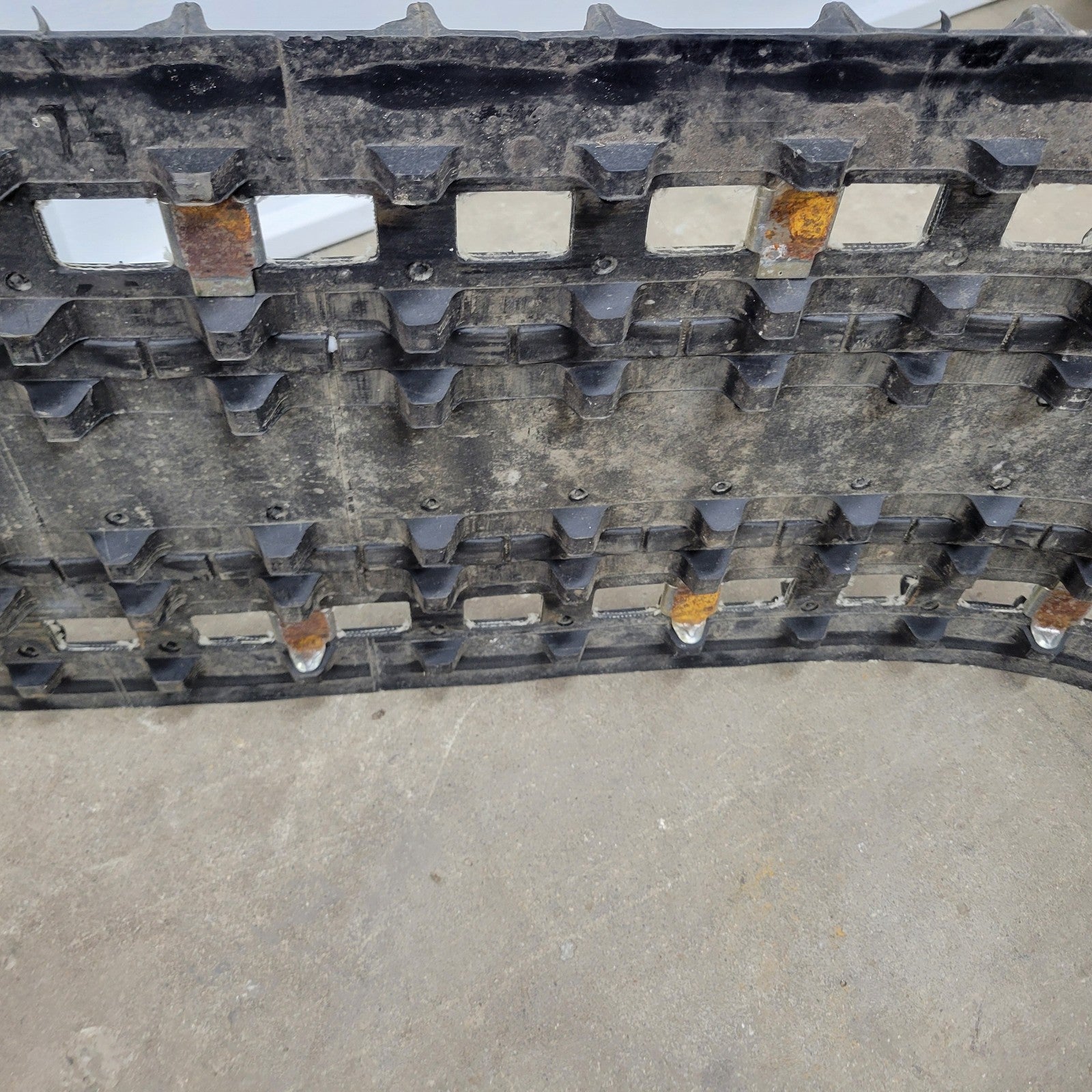 2009 Arctic Cat Crossfire R 8 128 x 14 x 1 Hacksaw Track 2602-047