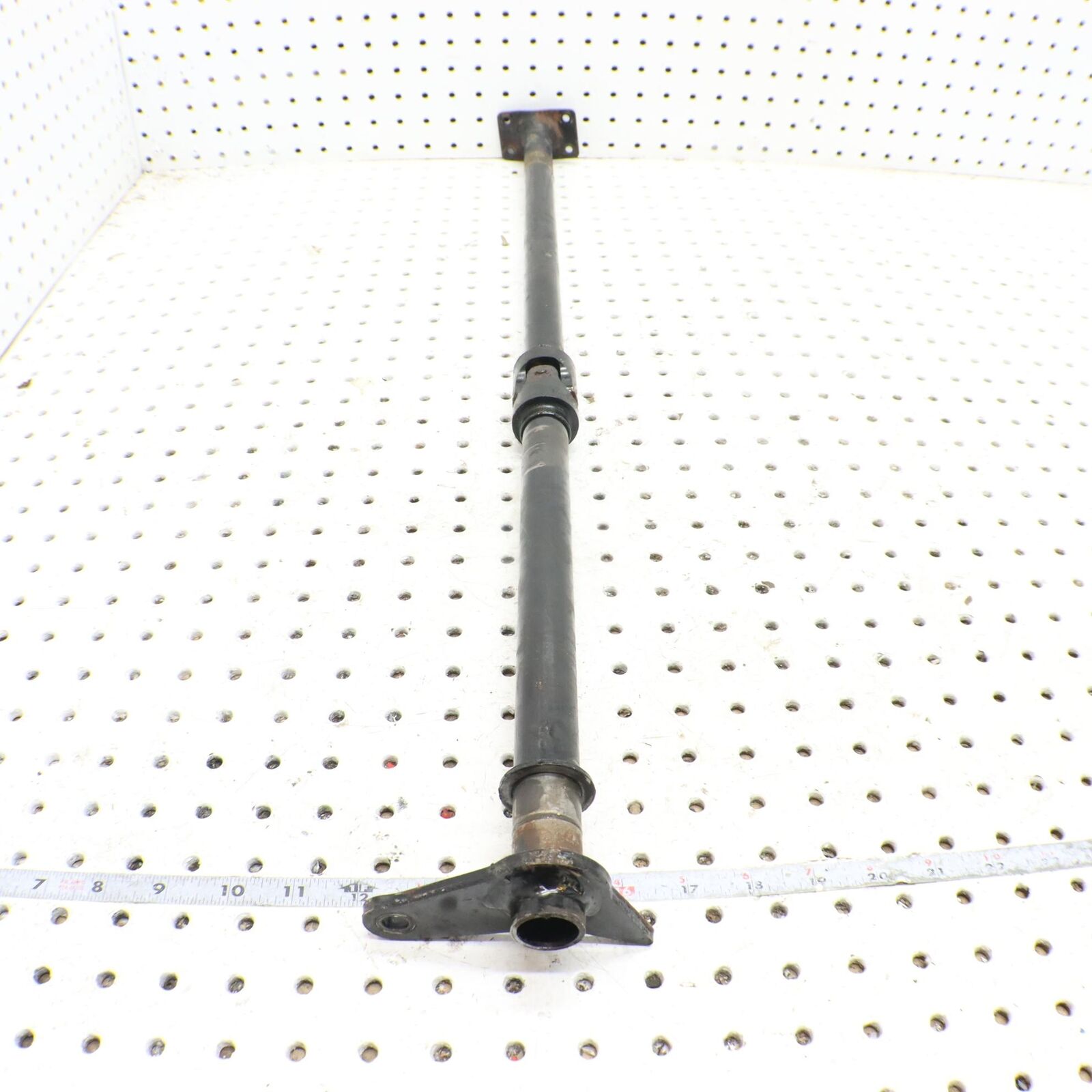 2006 POLARIS FUSION 600 STEERING POST COLUMN SHAFT STEM 1822850-067