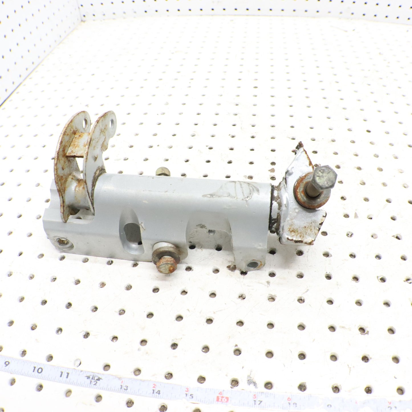 2009 Arctic Cat Crossfire R 8 Spindle Left 2703-247