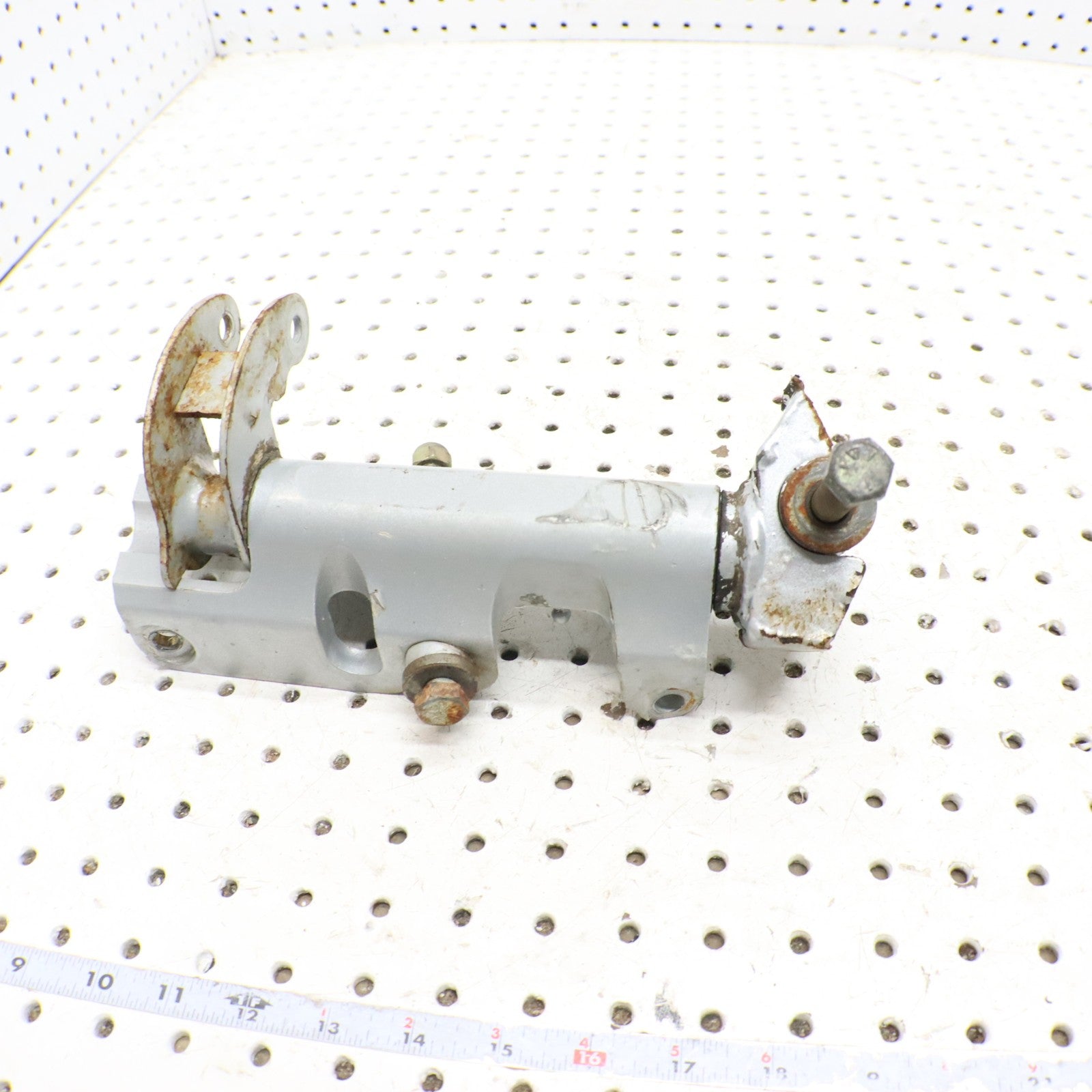 2009 Arctic Cat Crossfire R 8 Spindle Left 2703-247