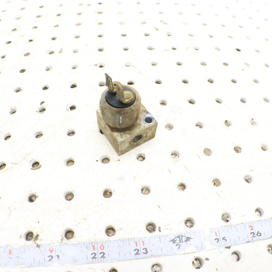 2009 Polaris Rzr 800 Brake T Fitting Junction Block 7052316 ; 4110164; 2890637