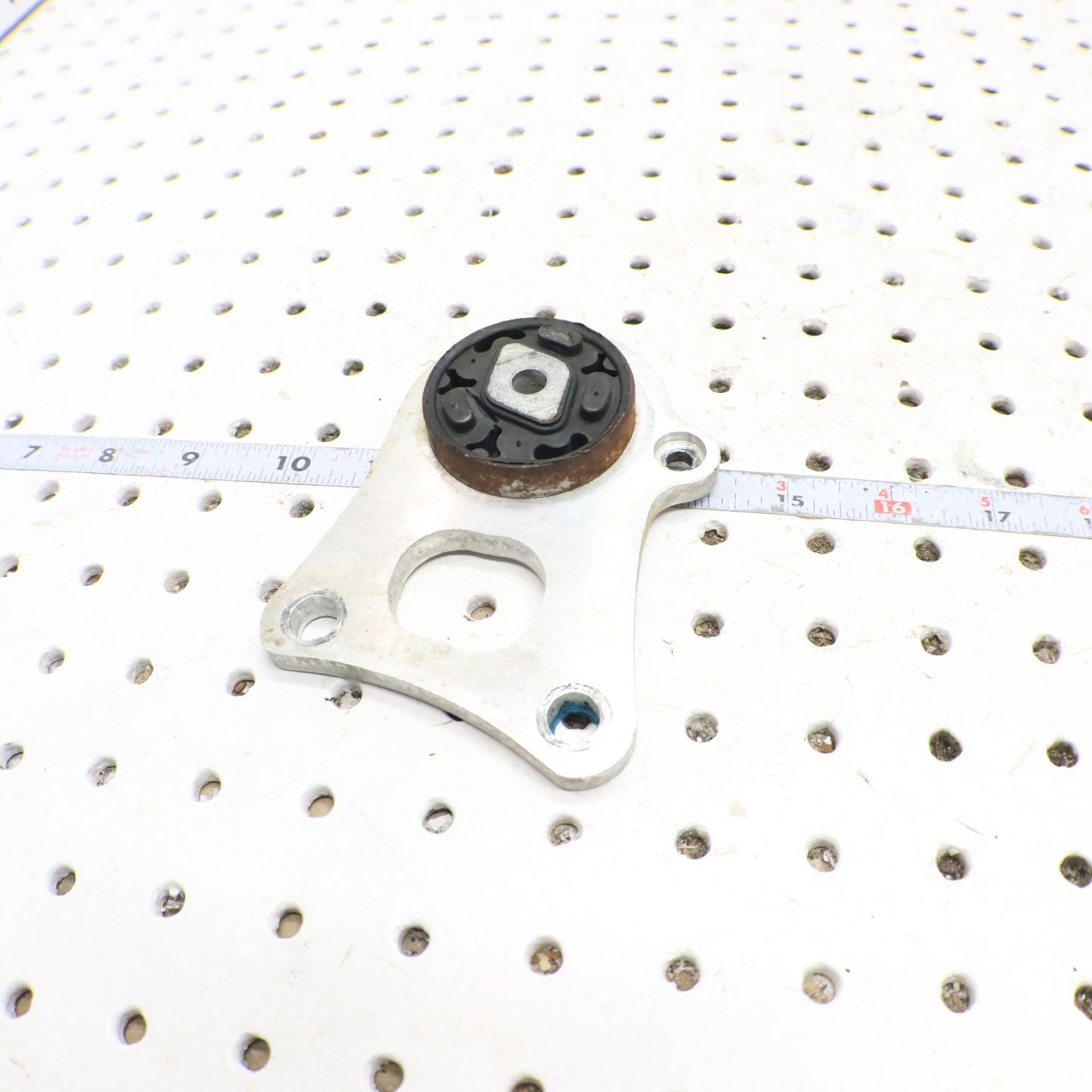 2009 Arctic Cat Crossfire R 8 Motor Engine Mount 0708-581