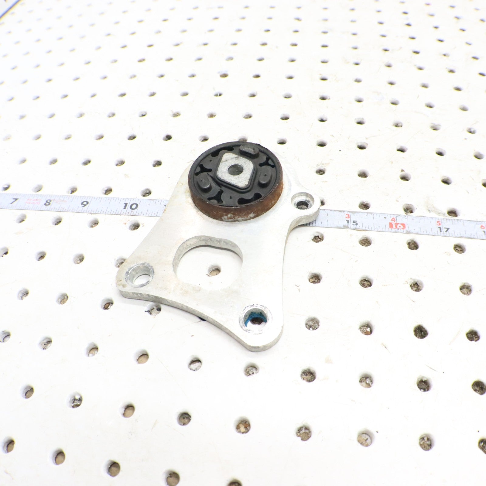 2009 Arctic Cat Crossfire R 8 Motor Engine Mount 0708-581