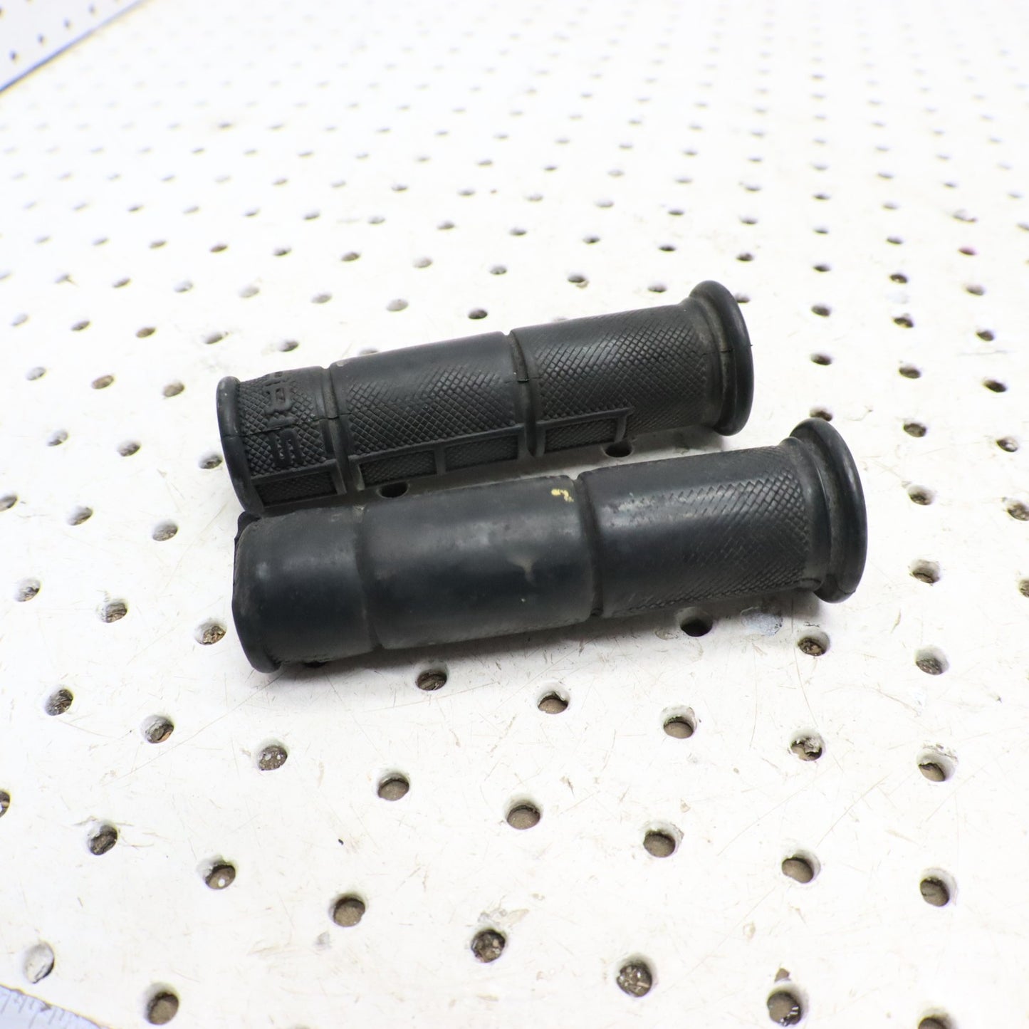 2009 Polaris Sportsman 800 Handlebar Grips 5413578-070