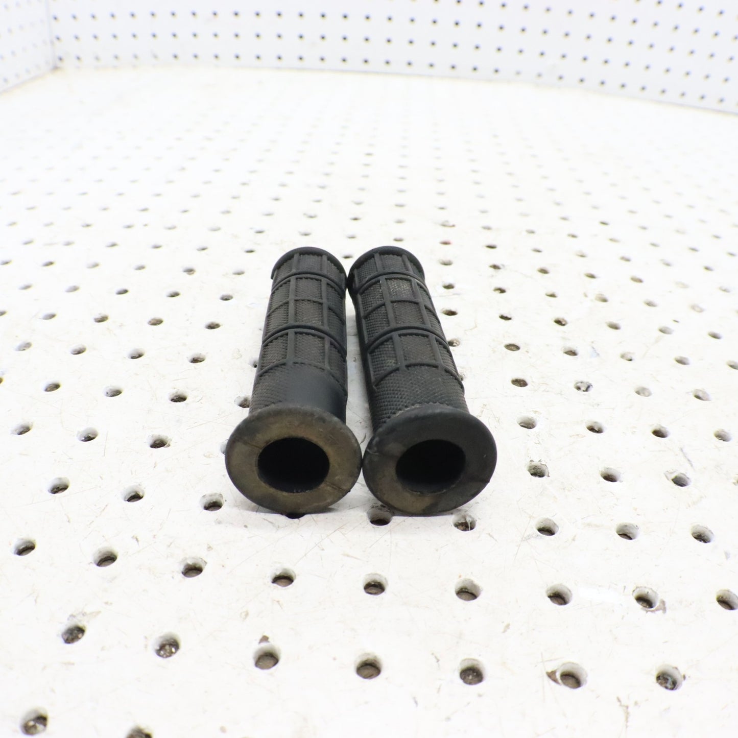 2009 Polaris Sportsman 800 Handlebar Grips 5413578-070