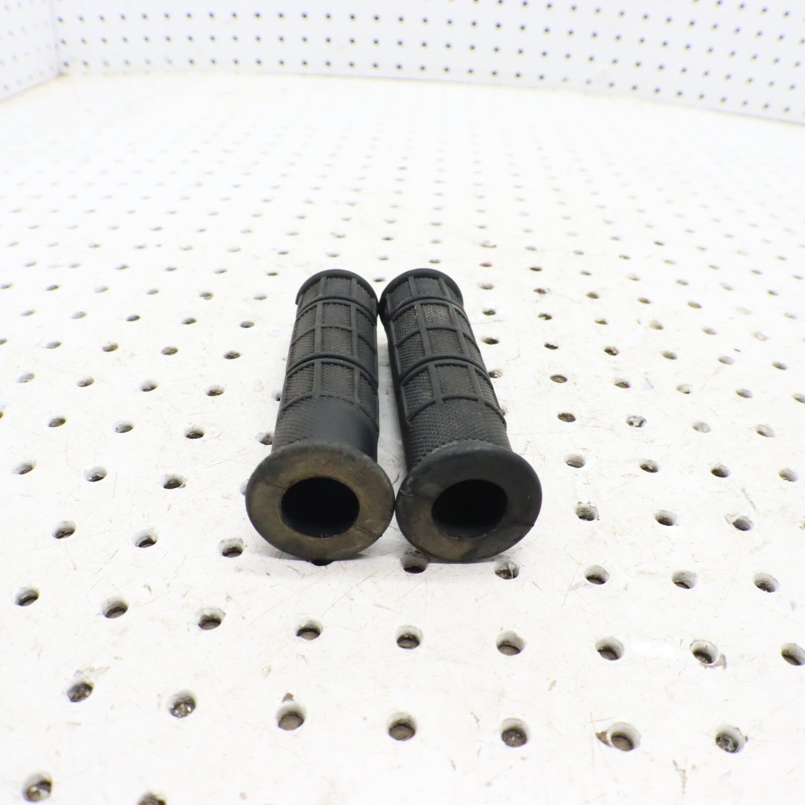 2009 Polaris Sportsman 800 Handlebar Grips 5413578-070