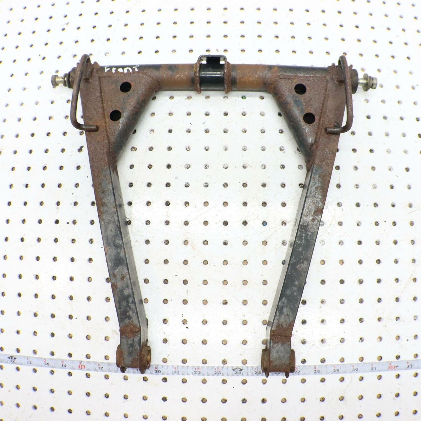 2007 POLARIS IQ 600 REAR SUSPENSION FRONT TORQUE ARM 1541948-067 1542579-067