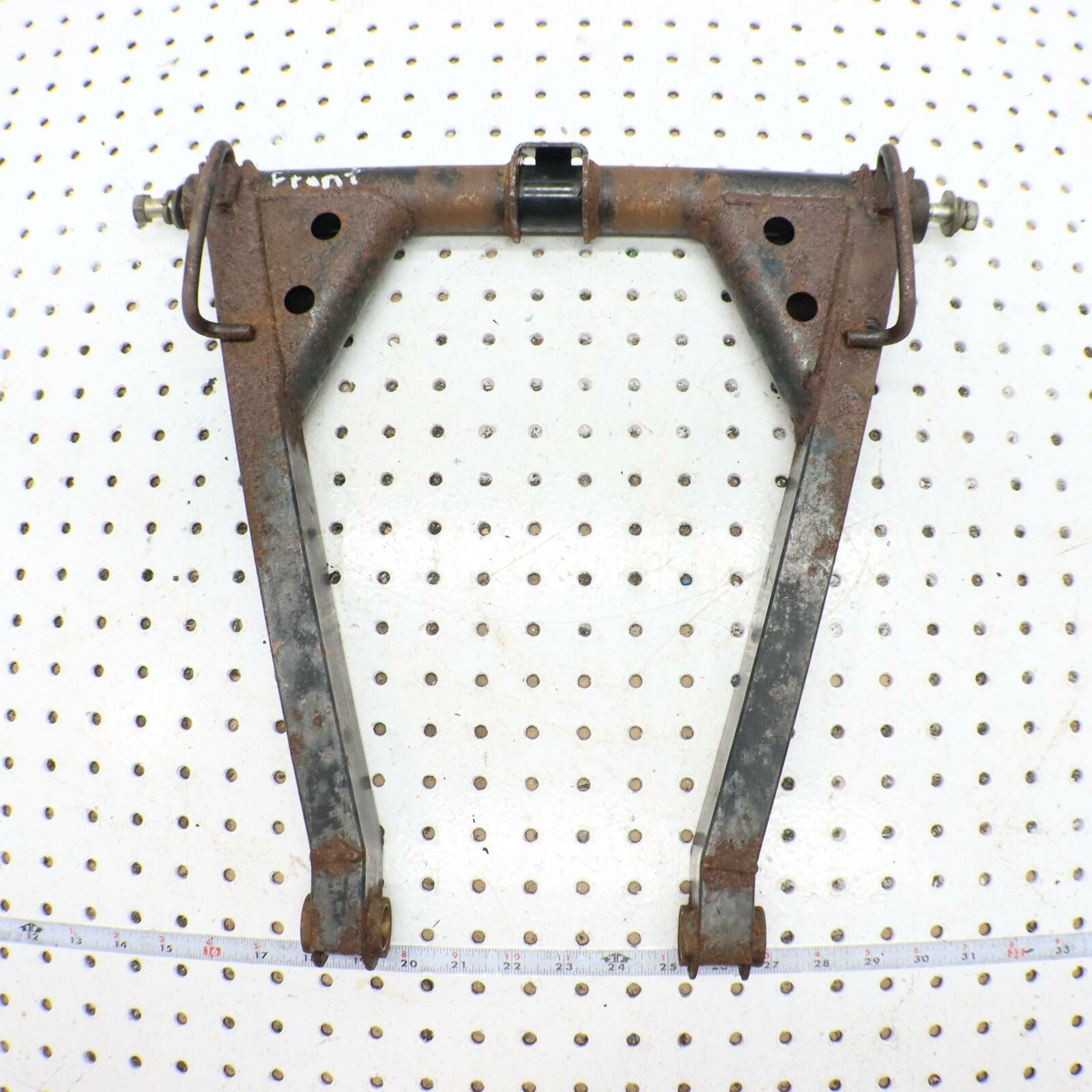 2007 POLARIS IQ 600 REAR SUSPENSION FRONT TORQUE ARM 1541948-067 1542579-067