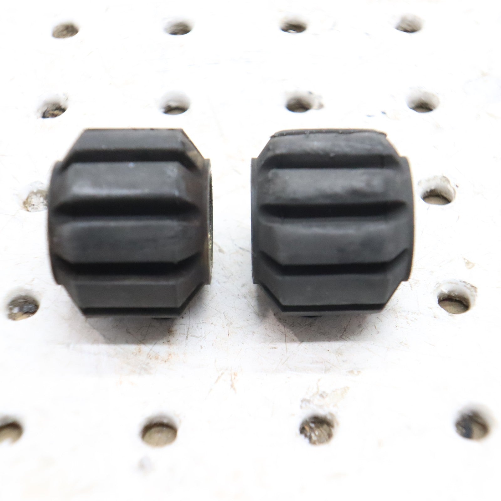 2016 Polaris Rush 800 Motor Engine Mount Rubber Damper 3022698; 3023291 QTY 2