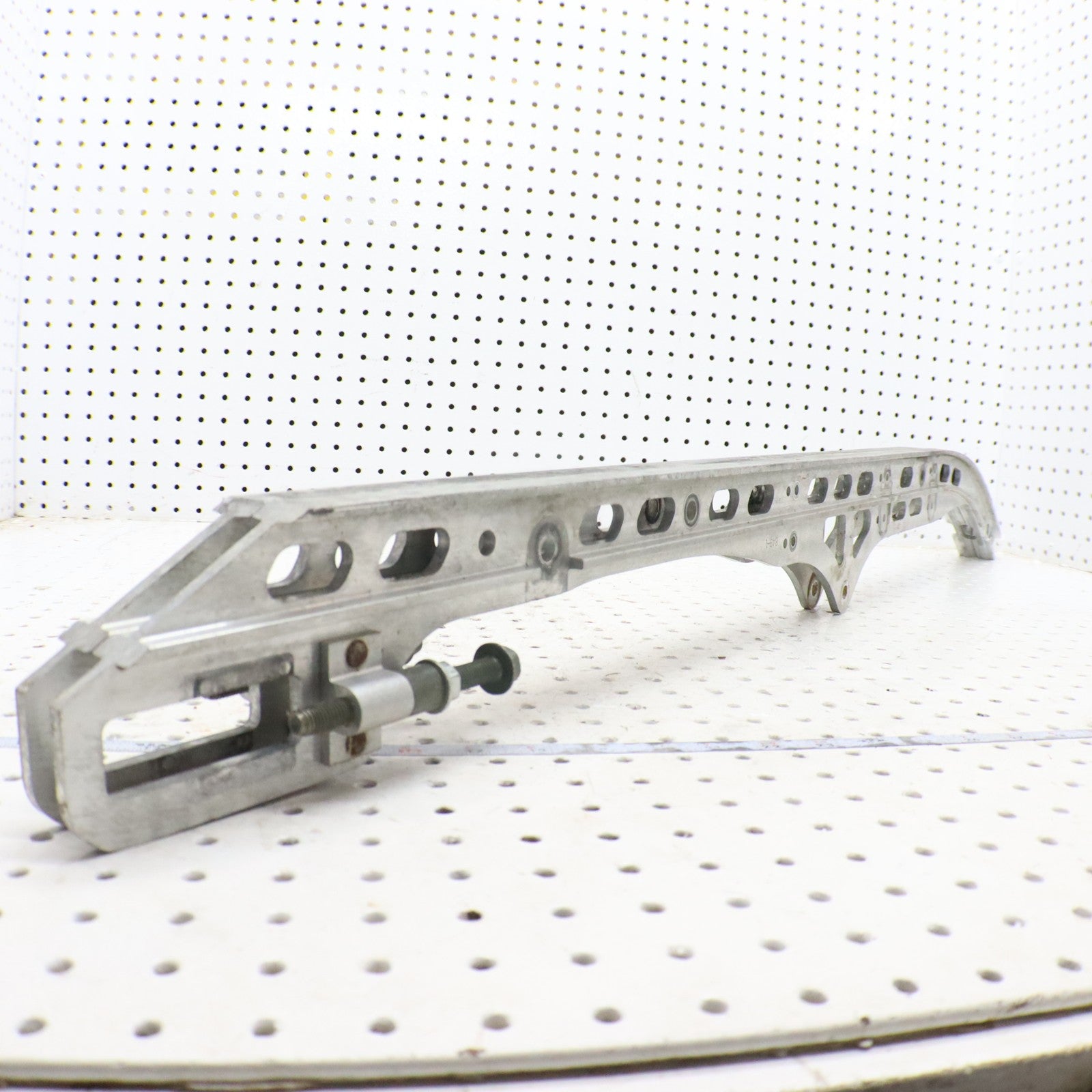 2016 Polaris Rush 800 Slide Rails L & R 1543566-309 ; 1543567-309 GOOD!