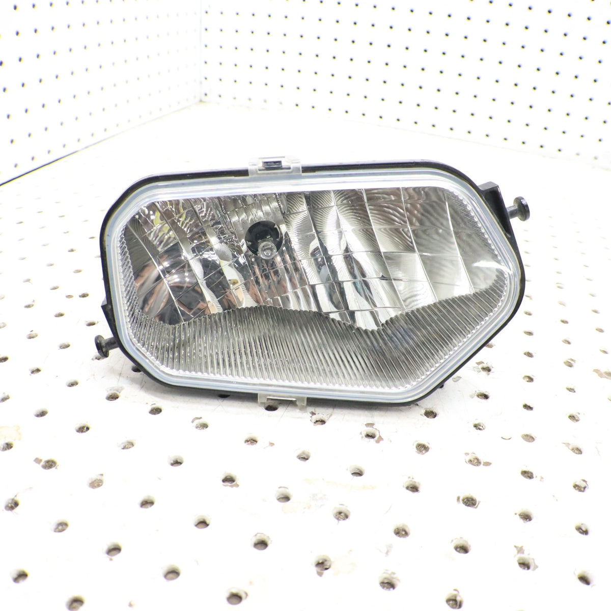 2017 Polaris Sportsman 450 RIGHTHeadlight Head Light Bumper 2410616