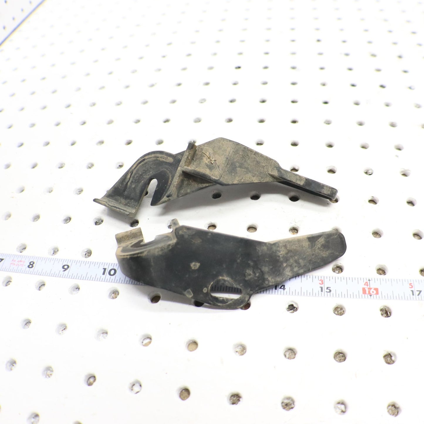 2016 POLARIS SPORTSMAN 570 SEAT BASE MOUNT BRACKET 5452276 5452277