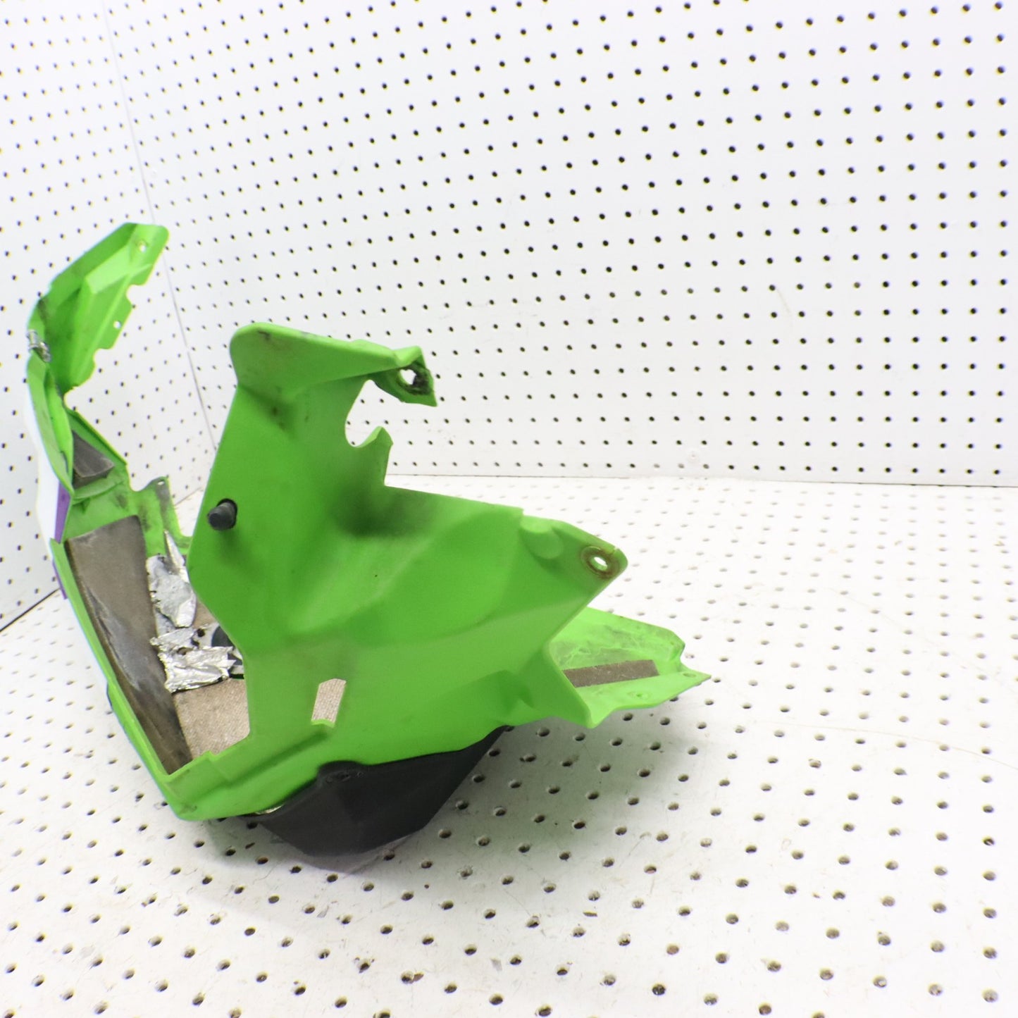 2016 Arctic Cat M8000 Fender Bellypan Right 4718-668; 4718-220