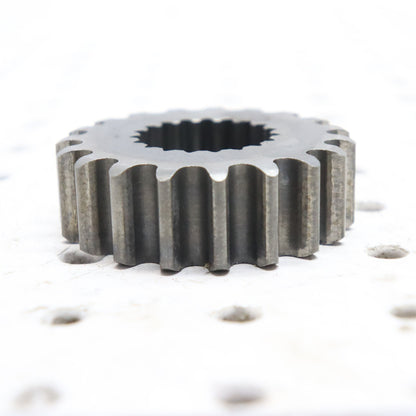 2016 Arctic Cat M8000 Chaincase Sprocket Gear Upper 2602-823 19T (13 Wide)