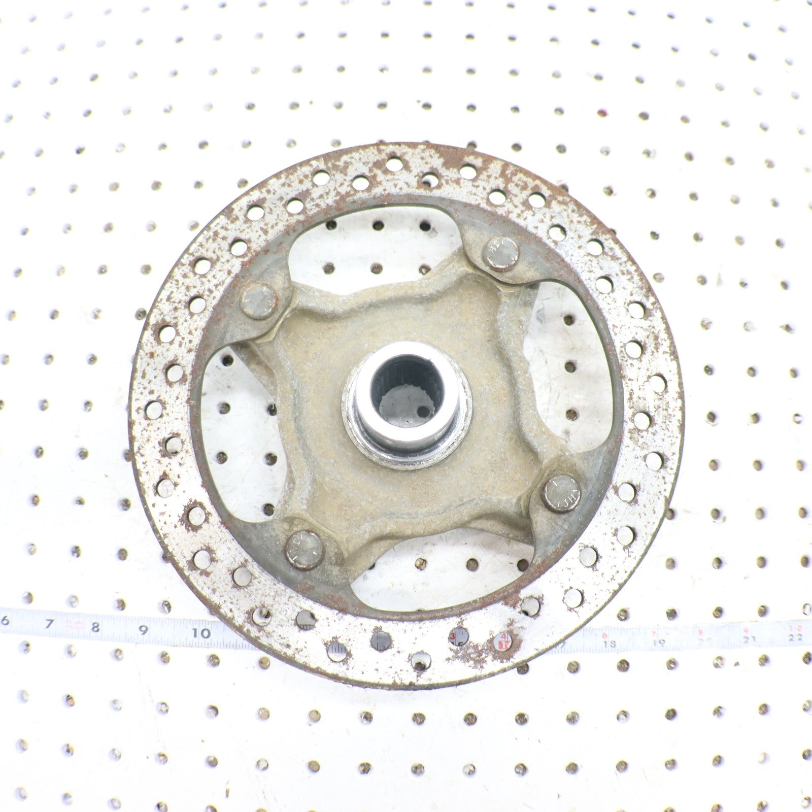 2009 Polaris Sportsman Xp 850 Wheel Hub FRONT 5135499; 5136946 