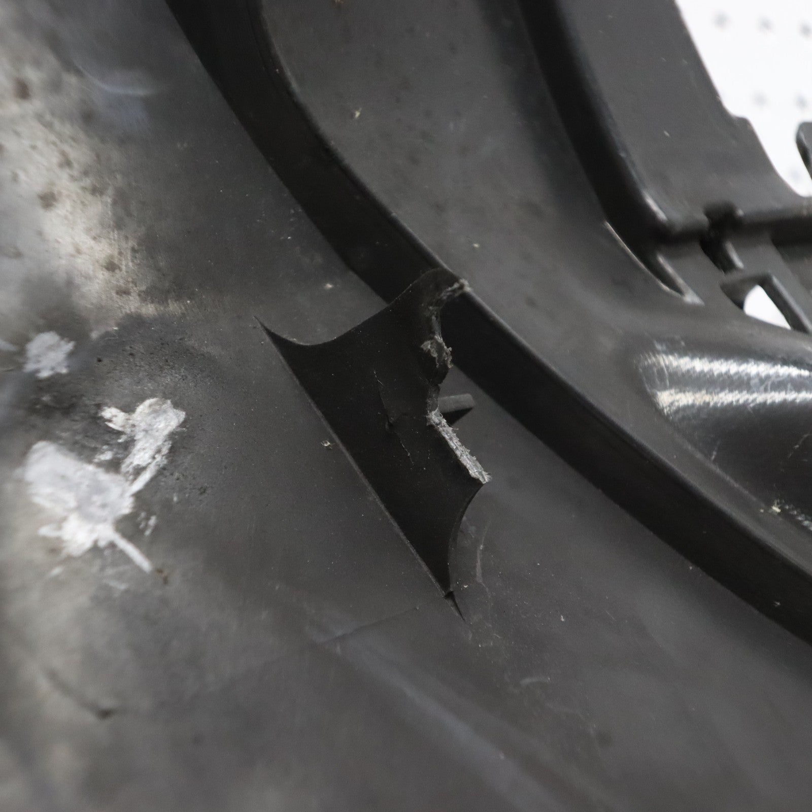 2007 Polaris Iq 600 Console Gas Tank Cover 2633082-070