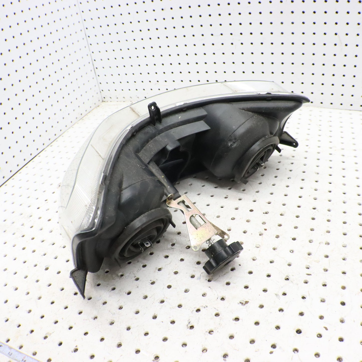 2007 Polaris Iq 600 Head Light Headlight 2410397