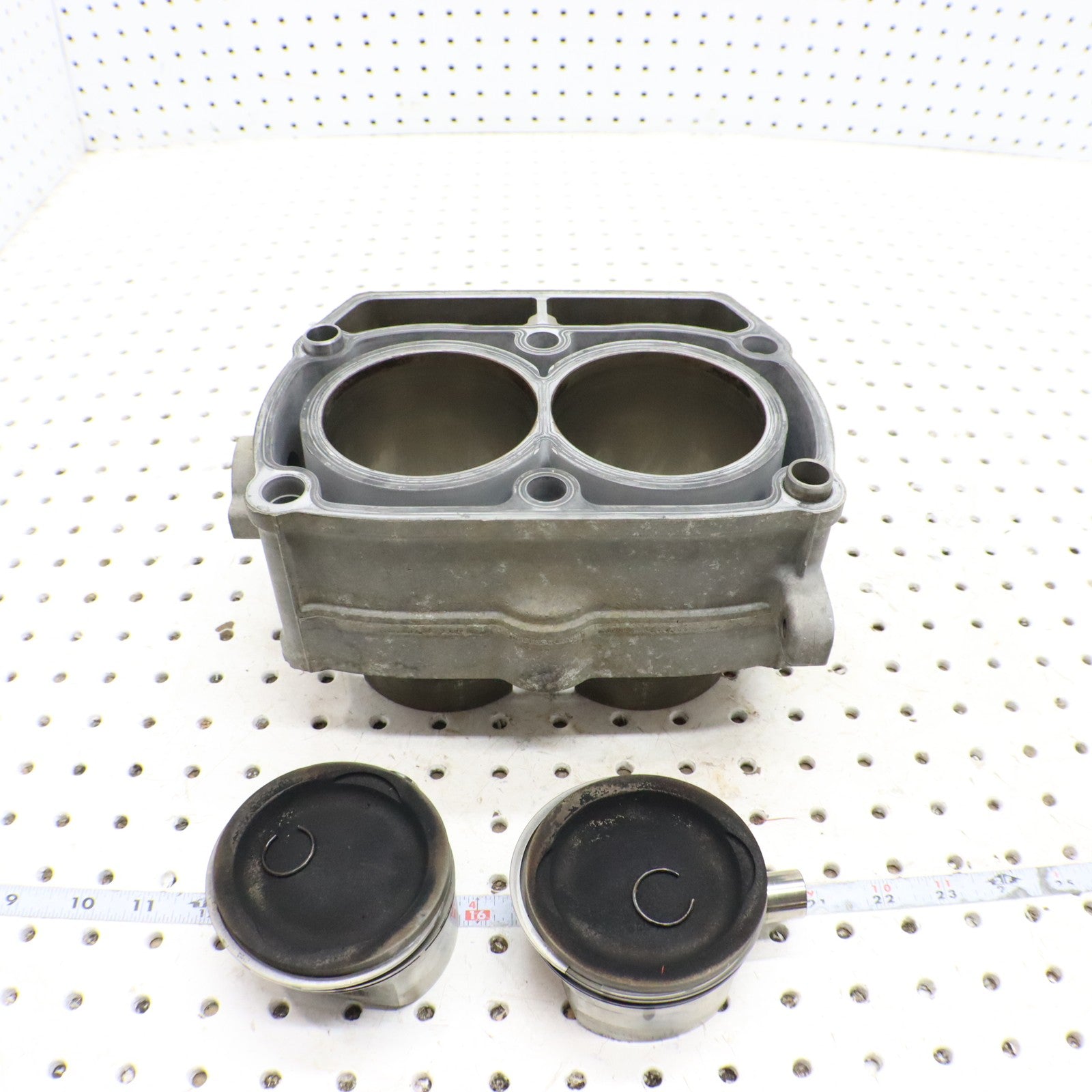 2008 Polaris Sportsman 800 Cylinder & PISTONS 2202696; 2203911