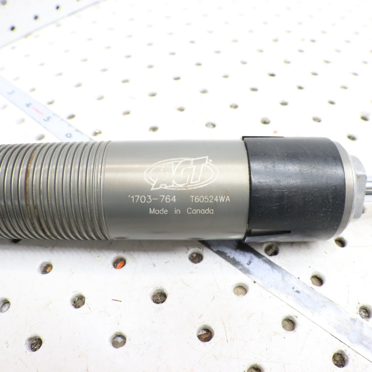 2007 Arctic Cat F6 Ski Shock Ifs 1703-764 NEEDS RECHARGE 17.5" C-C