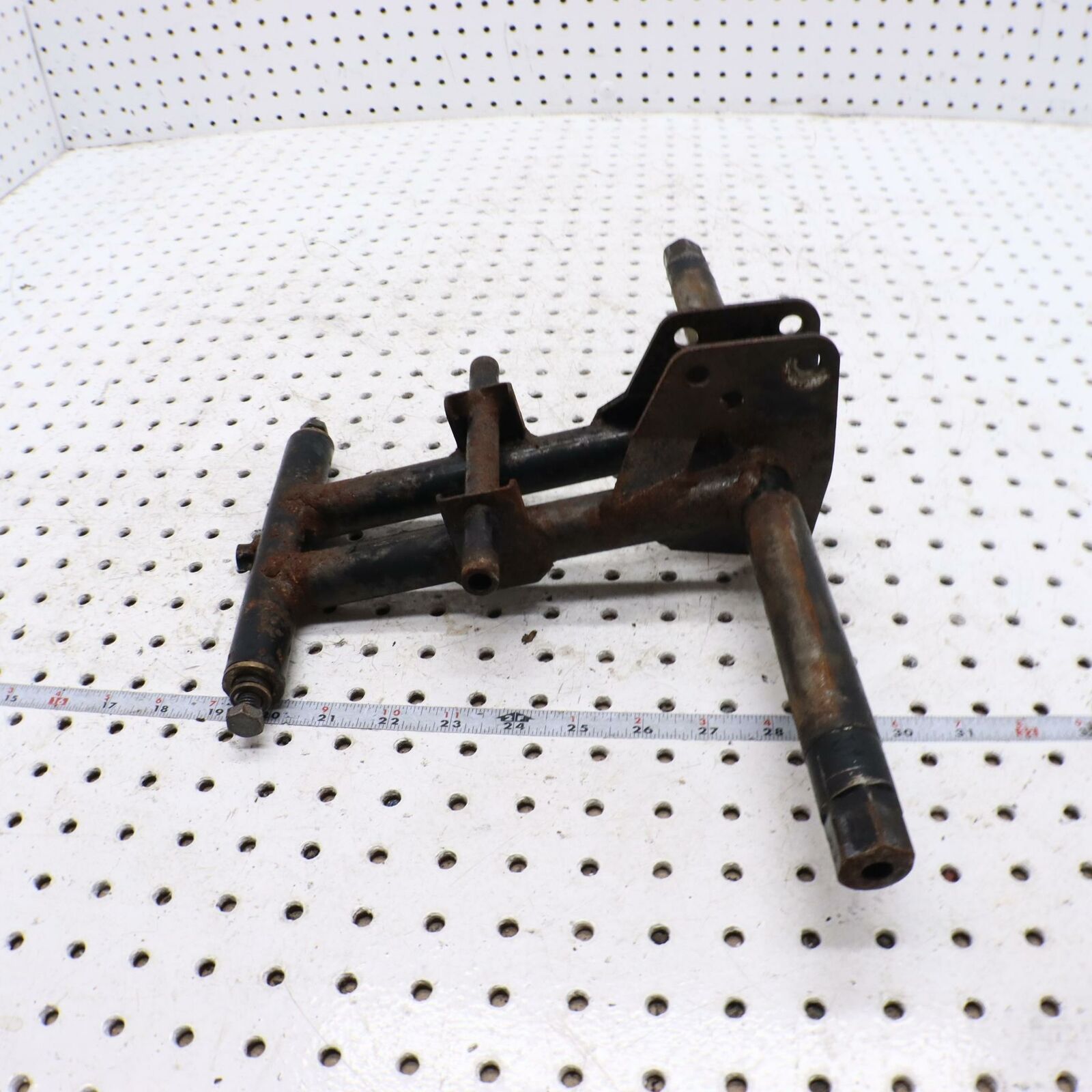 2002 ARCTIC CAT ZR 600 REAR IDLER TORQUE ARM  0704-729