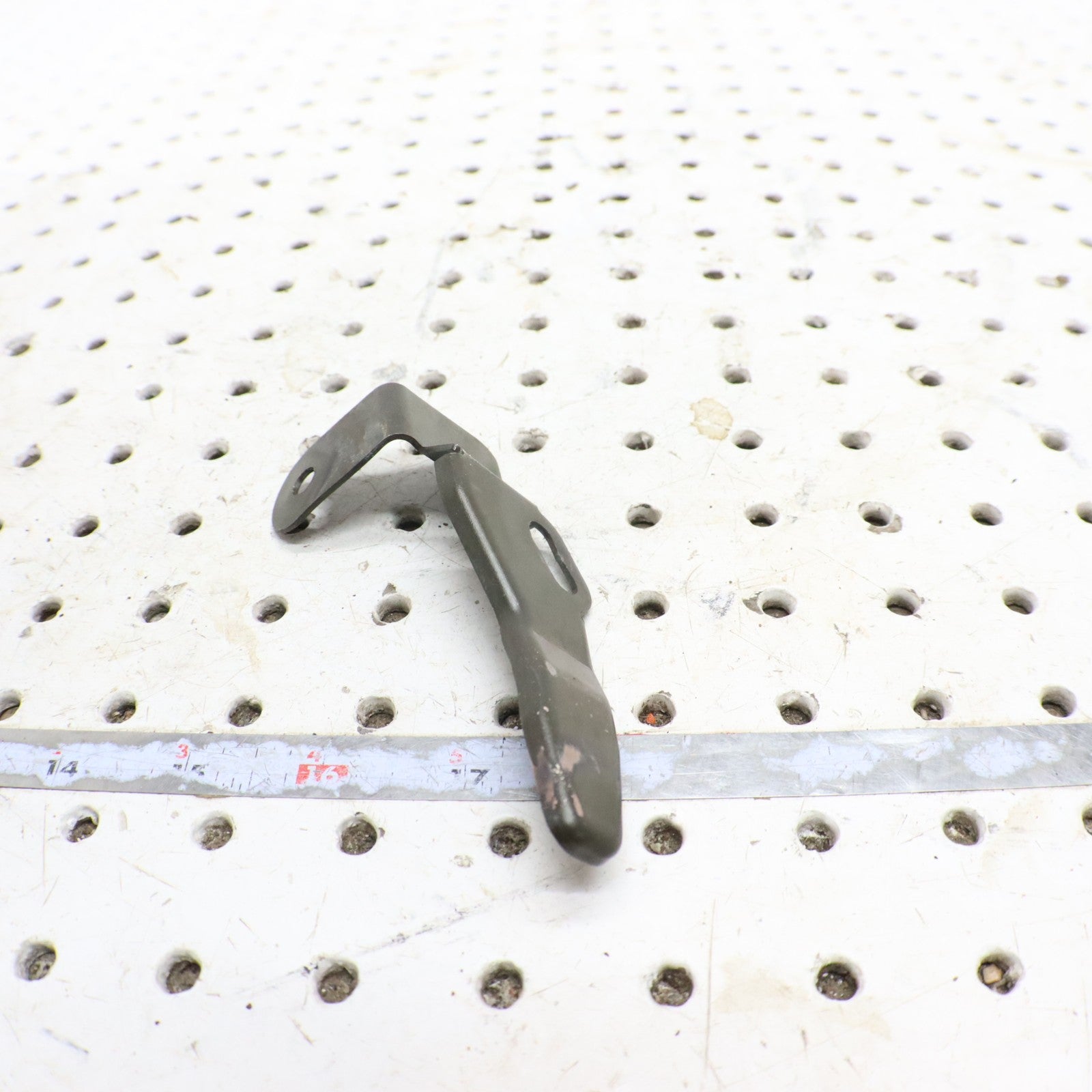 2014 Polaris Sportsman 570 Seat Base Mount Bracket RIGHT 5257800