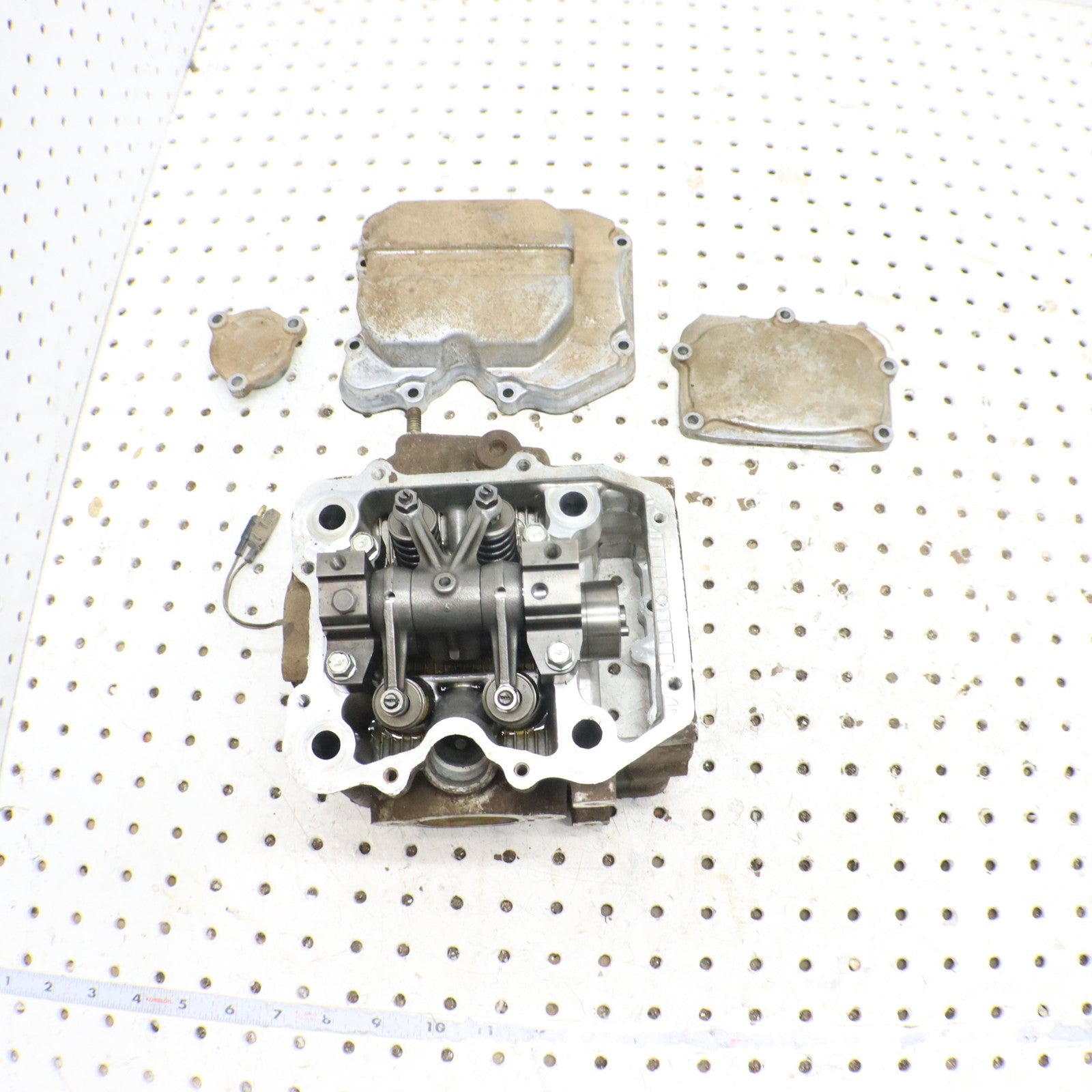2004 Polaris Sportsman 500 Cylinder Head  3085527