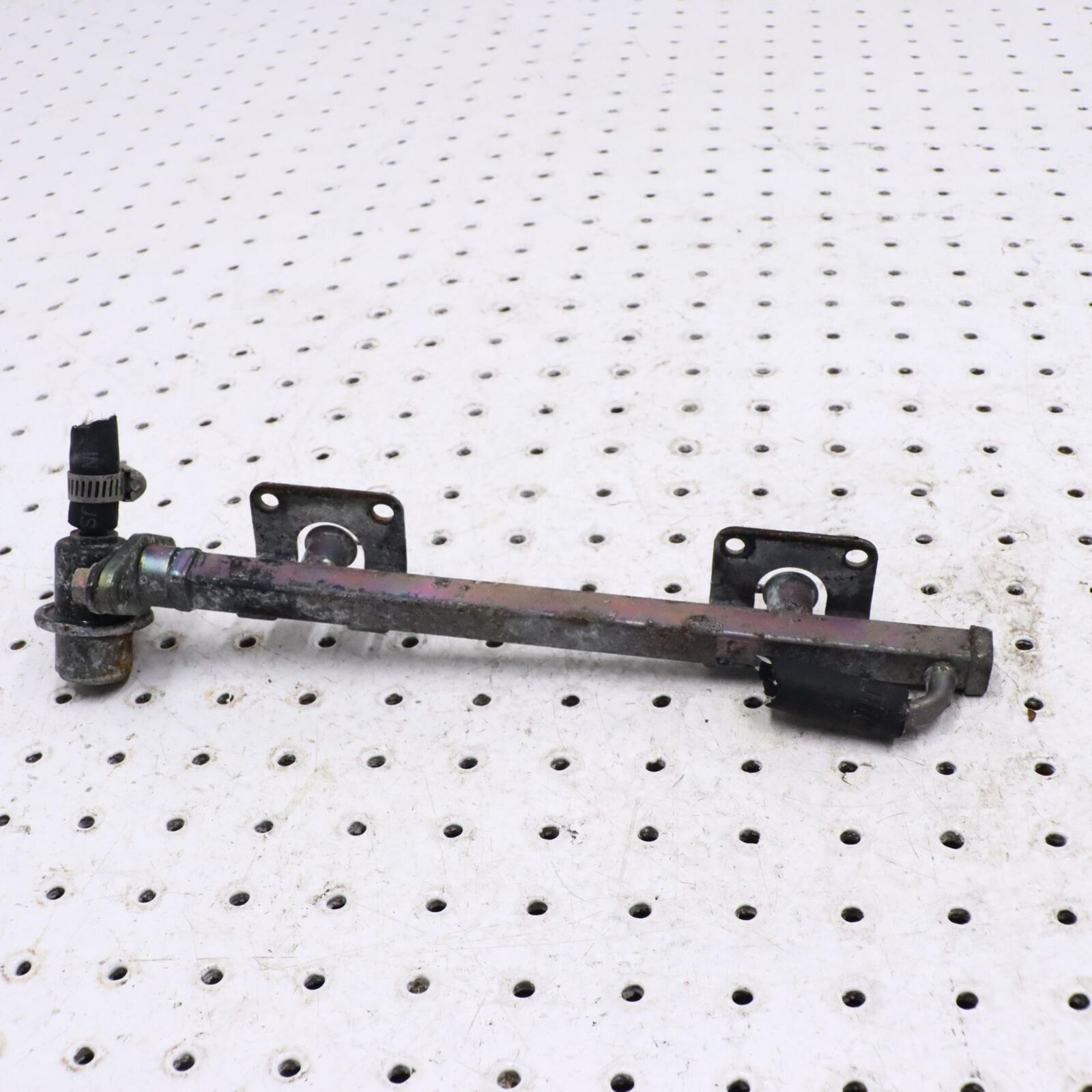 2002 ARCTIC CAT ZR 600 THROTTLE BODY FUEL INJECTOR RAIL 3005-691