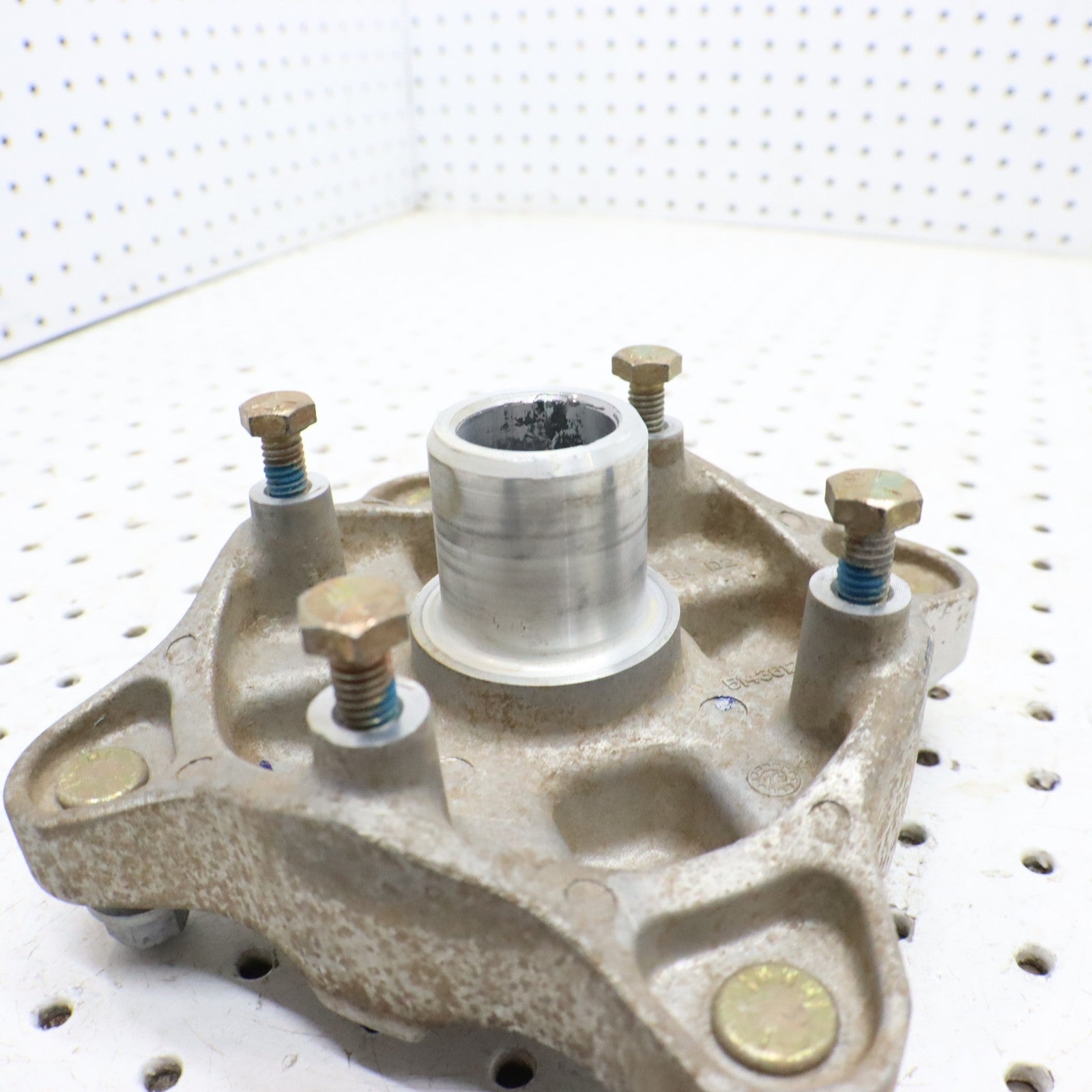 2024 Polaris Sportsman 570 Efi Eps FRONT Wheel Hub 5143612