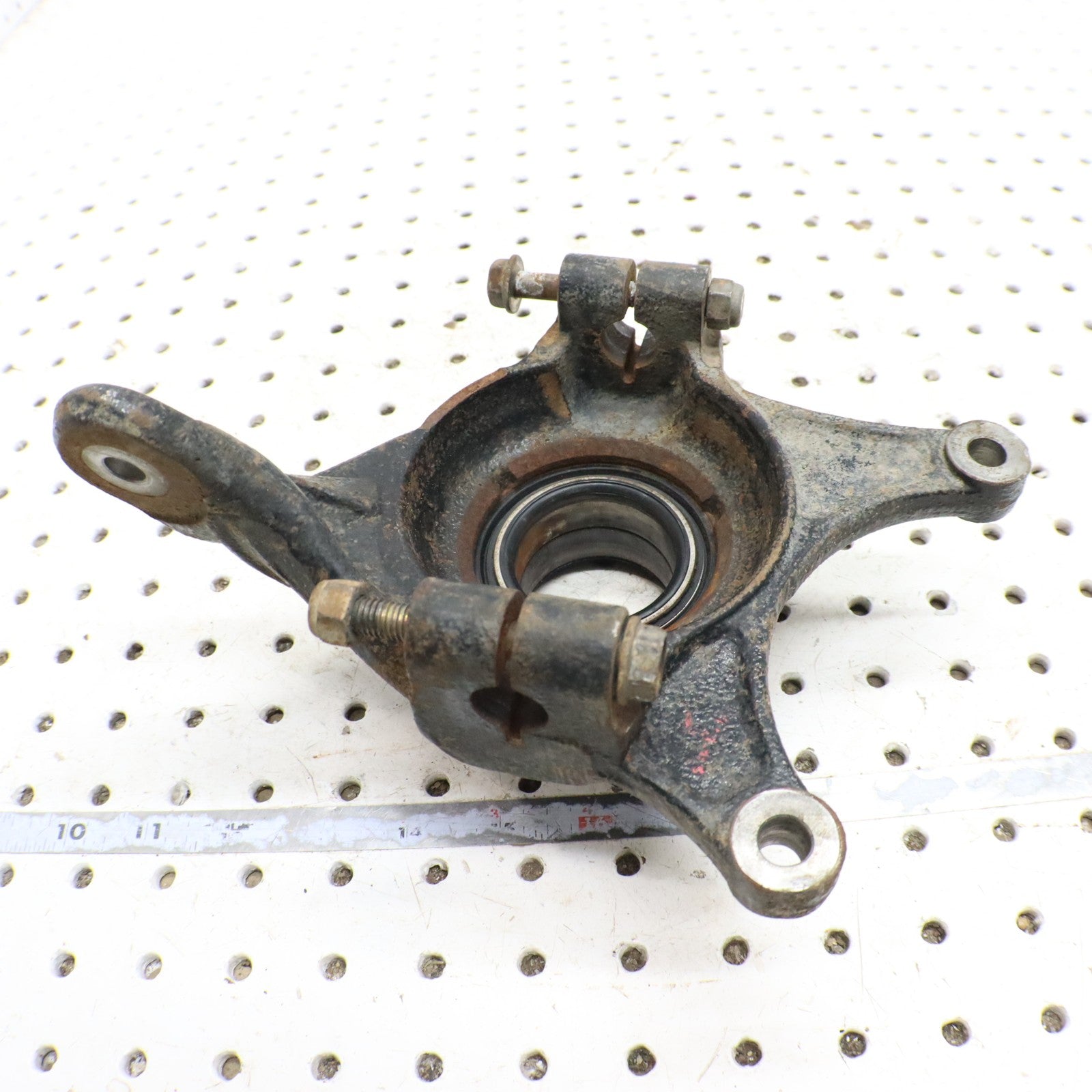 2013 Polaris Ranger 800 RIGHT Steering Knuckle 5136949