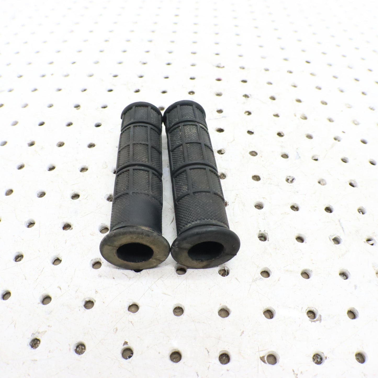 2009 Polaris Sportsman 800 Handlebar Grips 5413578-070