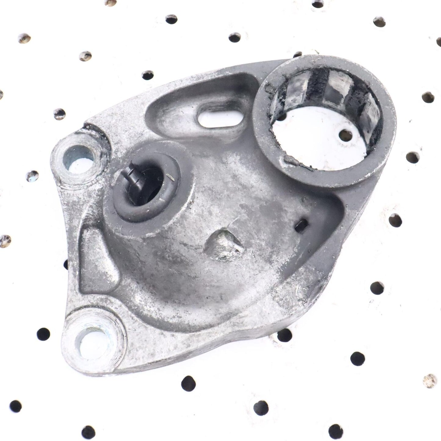 2012 ARCTIC CAT PROCLIMB M800 ENGINE MOTOR MOUNT BRACKET  0708-582
