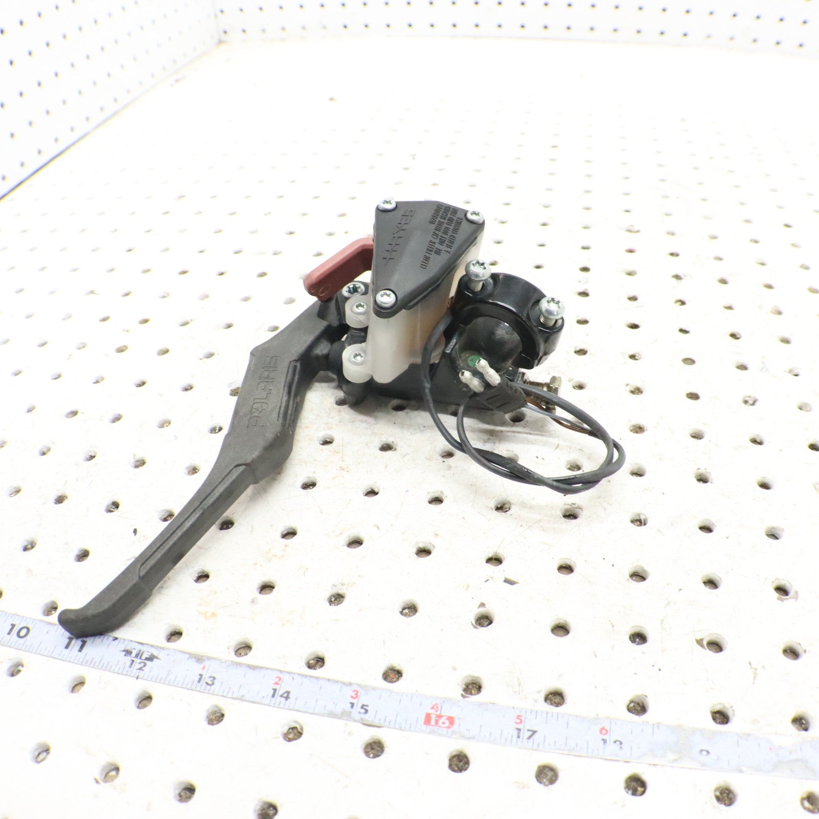 2016 Polaris Rush 800 Hand Brake Lever Master Cylinder 2206021