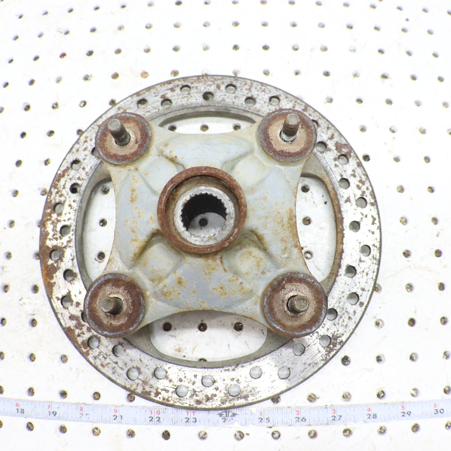 2009 Polaris Sportsman Xp 850 Wheel Hub REAR 5136295; 5136946