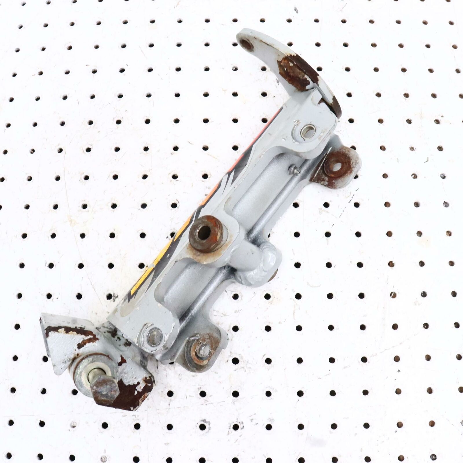 2002 ARCTIC CAT ZR 600 RIGHT FRONT STEERING ARM SPINDLE KNUCKLE 0703-855
