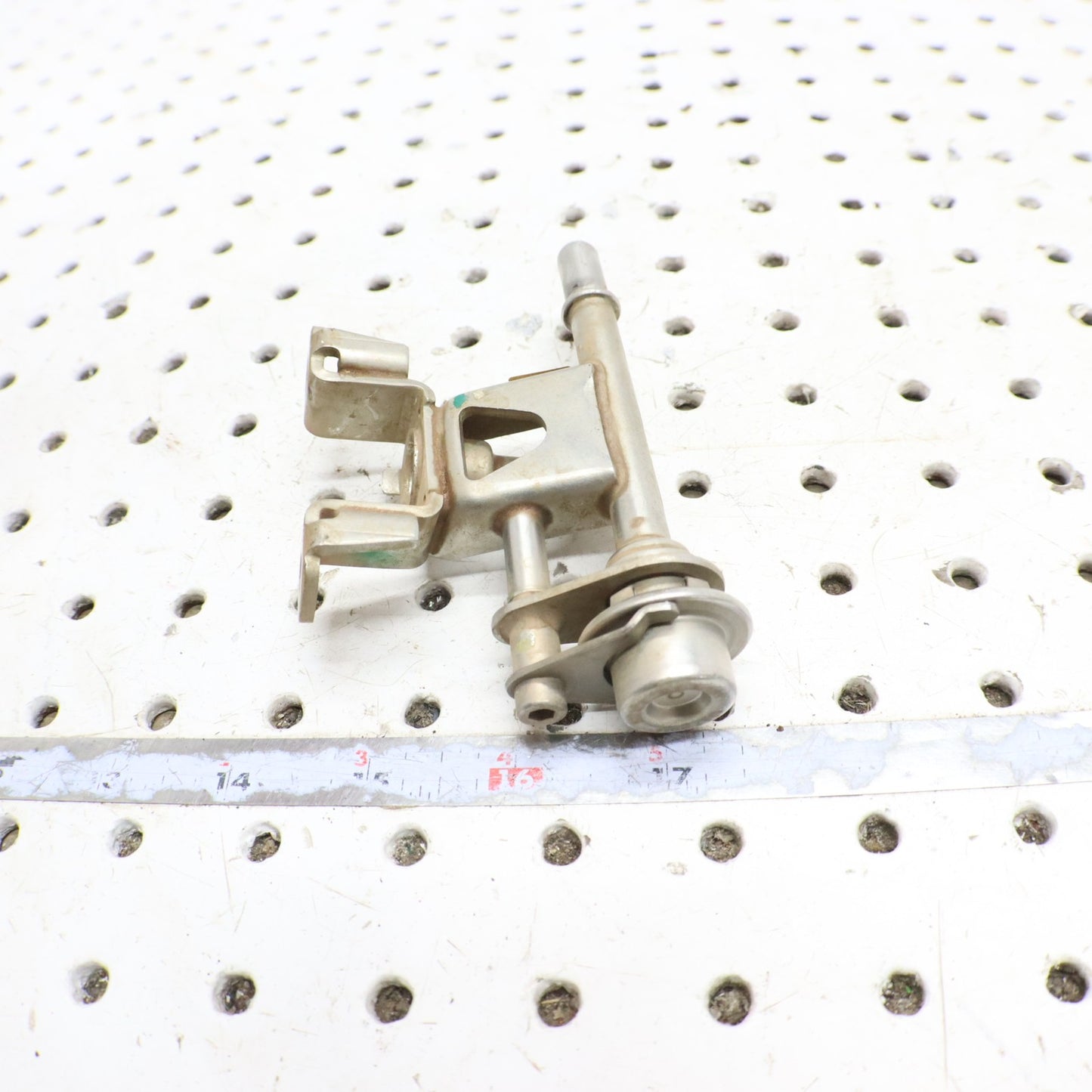 2017 Polaris Sportsman 570 Fuel Rail 2521403