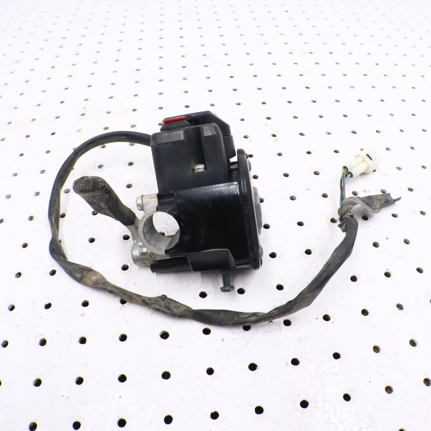 2013 YAMAHA GRIZZLY 700 THROTTLE LEVER ASSY 1HP-26250-00-00; 1HP-26250-03-00