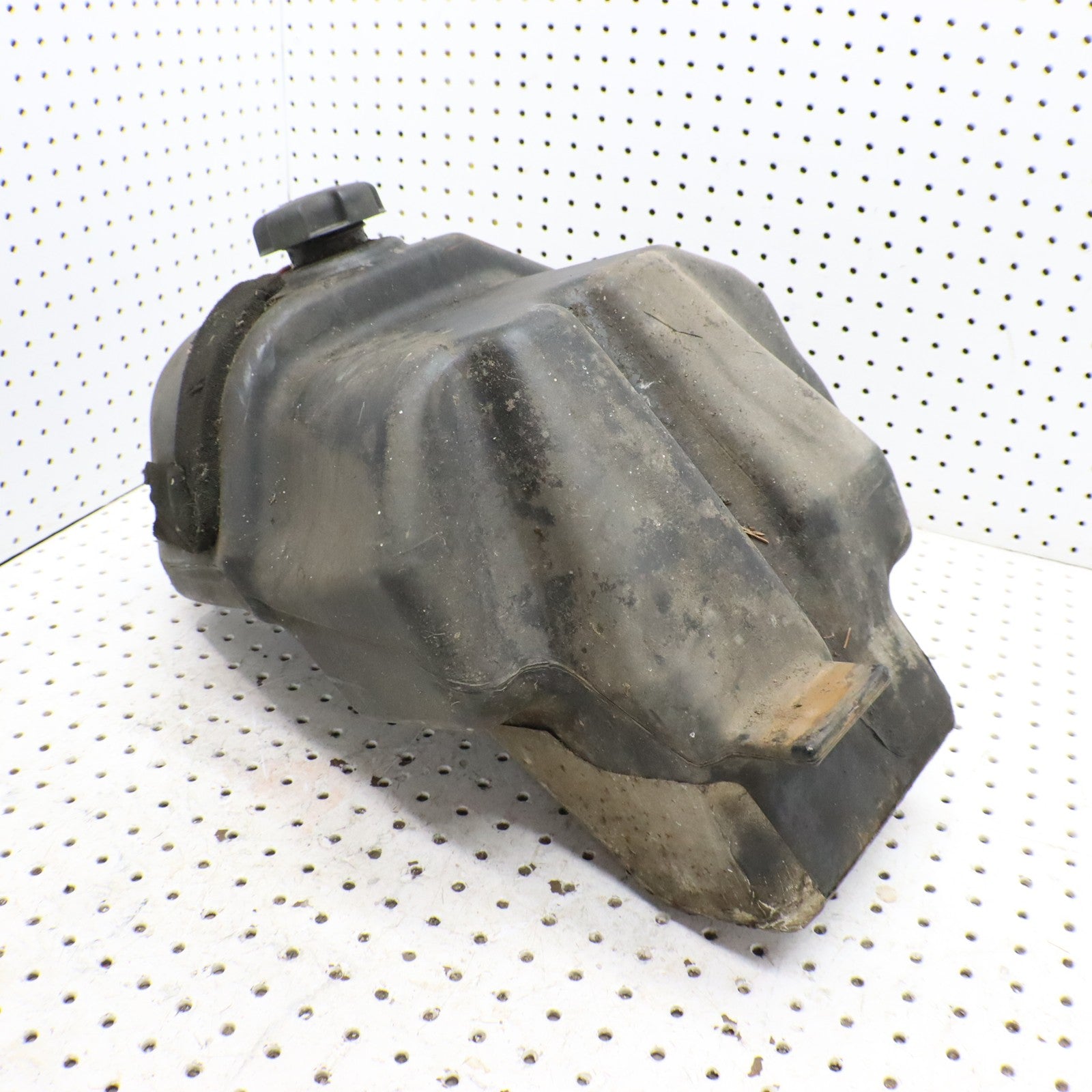 2003 Polaris Sportsman 600 Fuel Tank Gas Tank 2520203 2520363