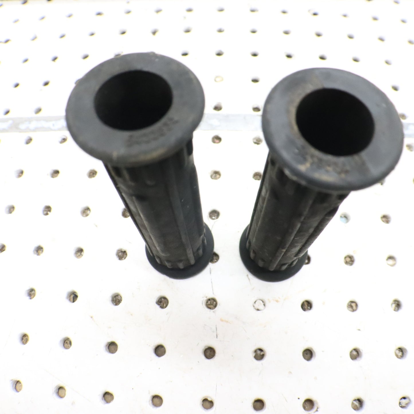 1995 Polaris Xplorer 400 Handlebar Grips 5431030 5433834-070