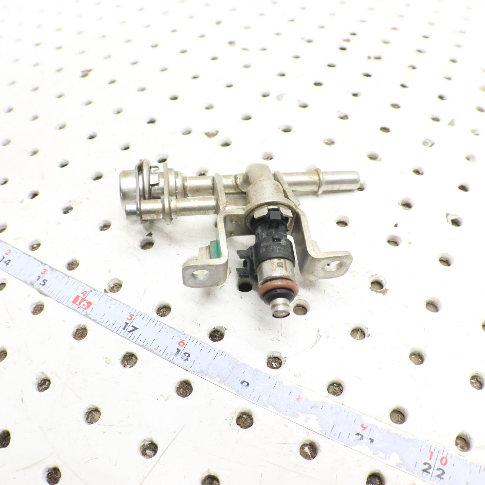 2016 Polaris Sportsman 570 Fuel Rail & INJECTOR 2521403 ; 2521068