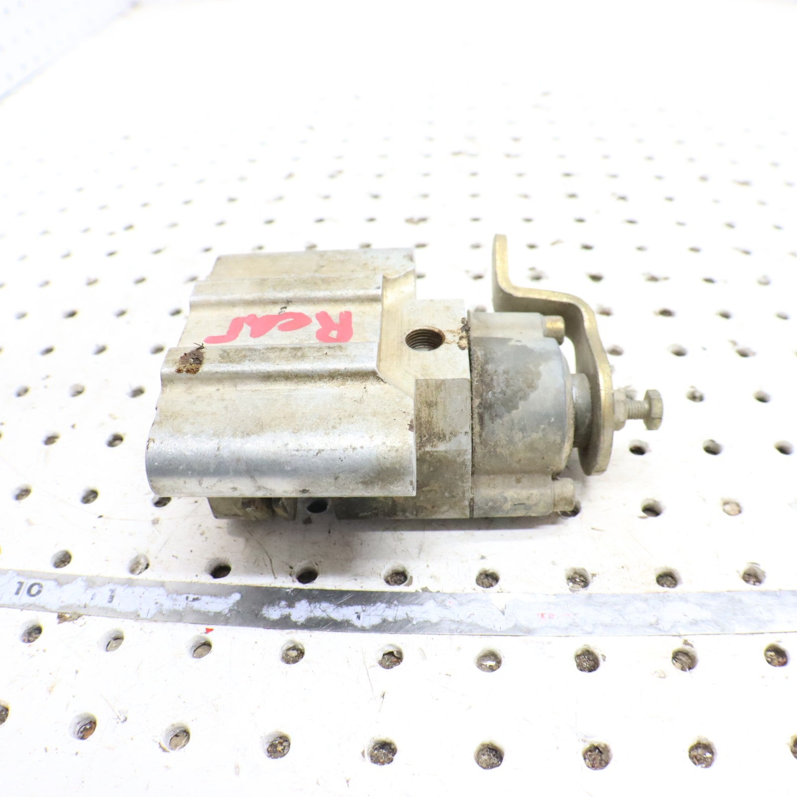 1998 Polaris Xplorer 400l Brake Caliper Rear 1910226