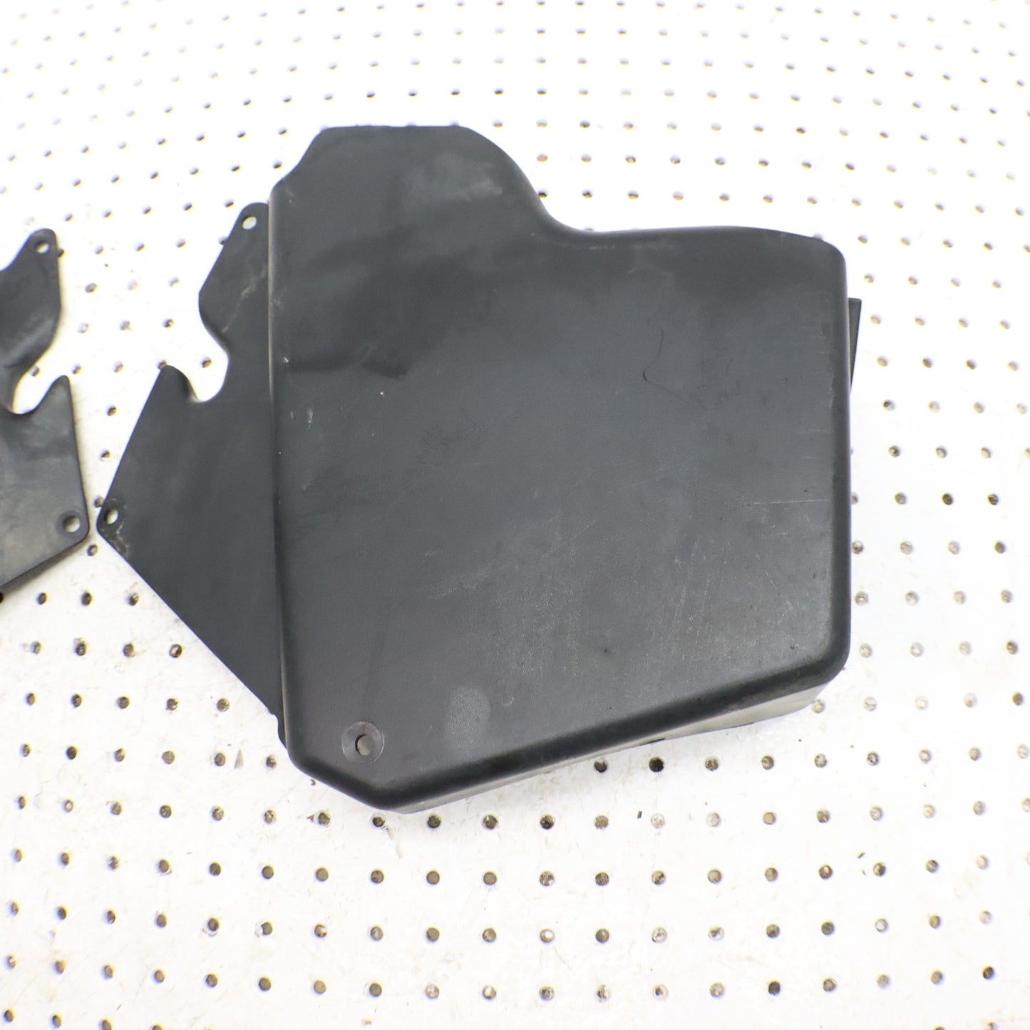 2015 Polaris Sportsman 570 Radiator Side Shields L & R 5438689 ; 5438690
