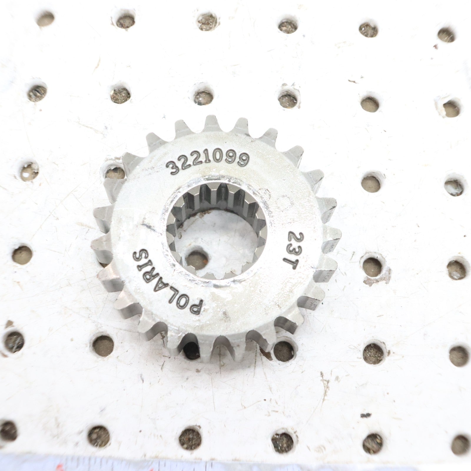 2016 Polaris Rush 800 Chaincase Sprocket Gear Upper 23 TOOTH 3221099