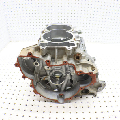 2013 Polaris Ranger Xp 900 Crank Case Engine Case 2204947, 2207371 GOOD!!