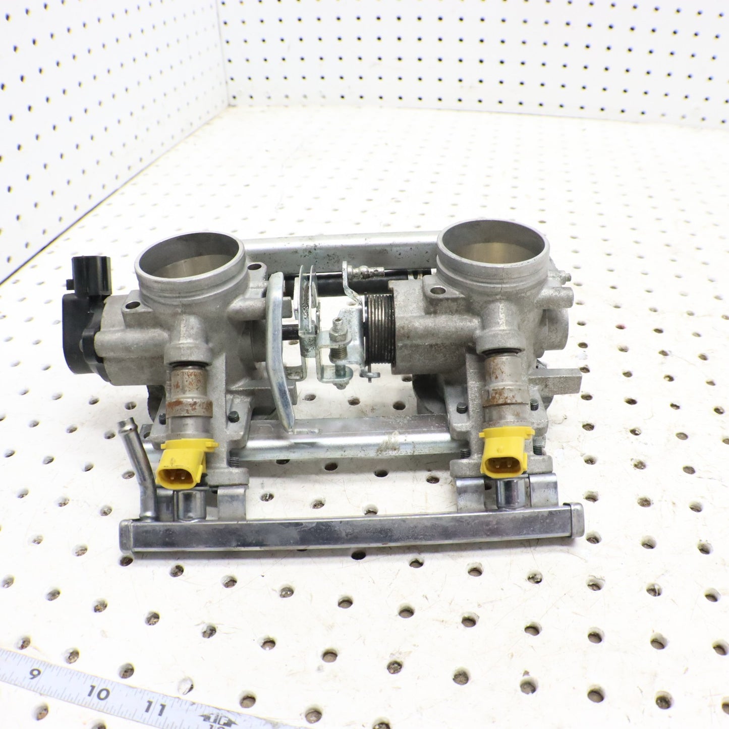 2009 Arctic Cat Crossfire R 8 Throttle Body SQUARE INJECTORS 3007-706; 3007-699 