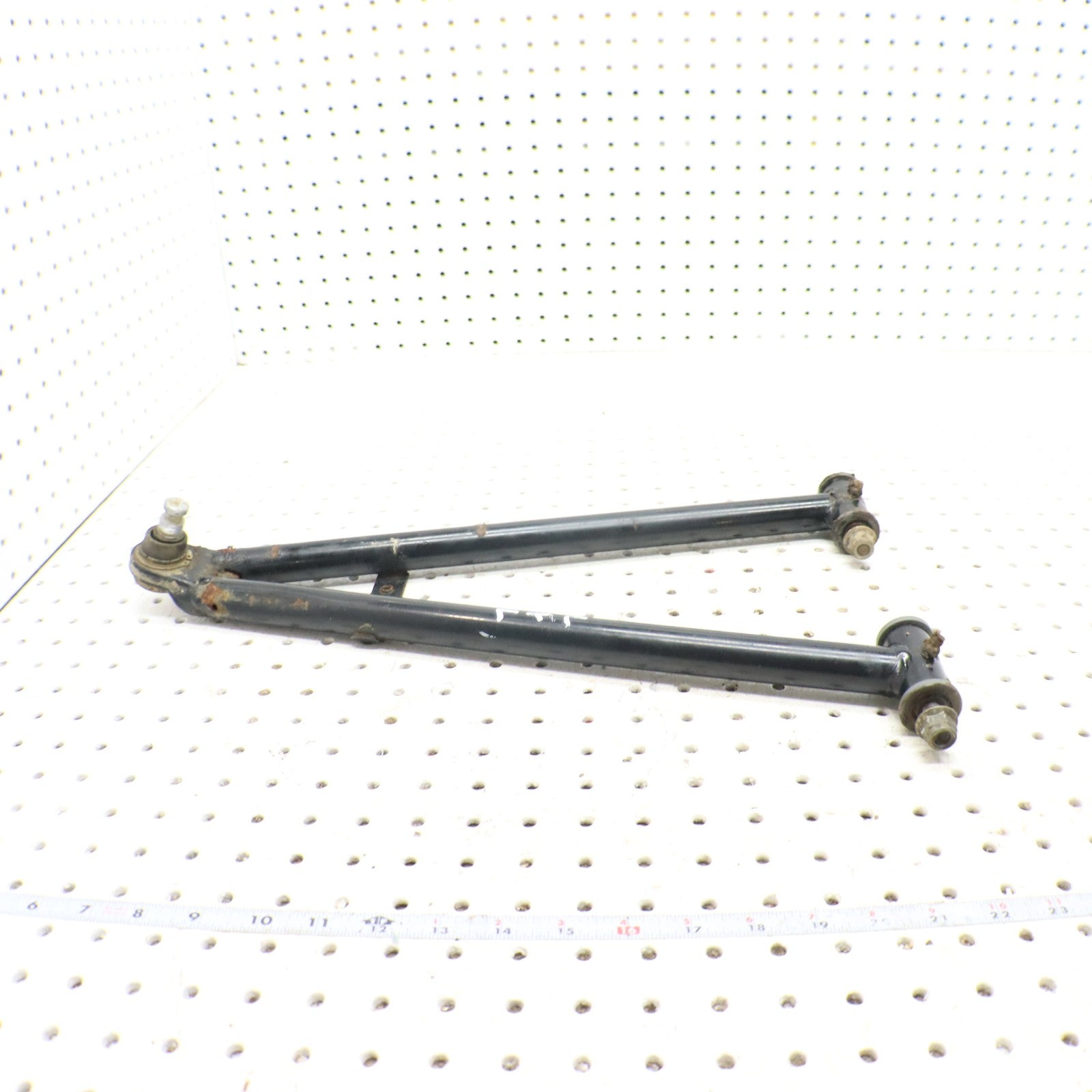 2009 Polaris Sportsman Xp 850 Front Lower Left Control A Arm 1017156-067 1019810