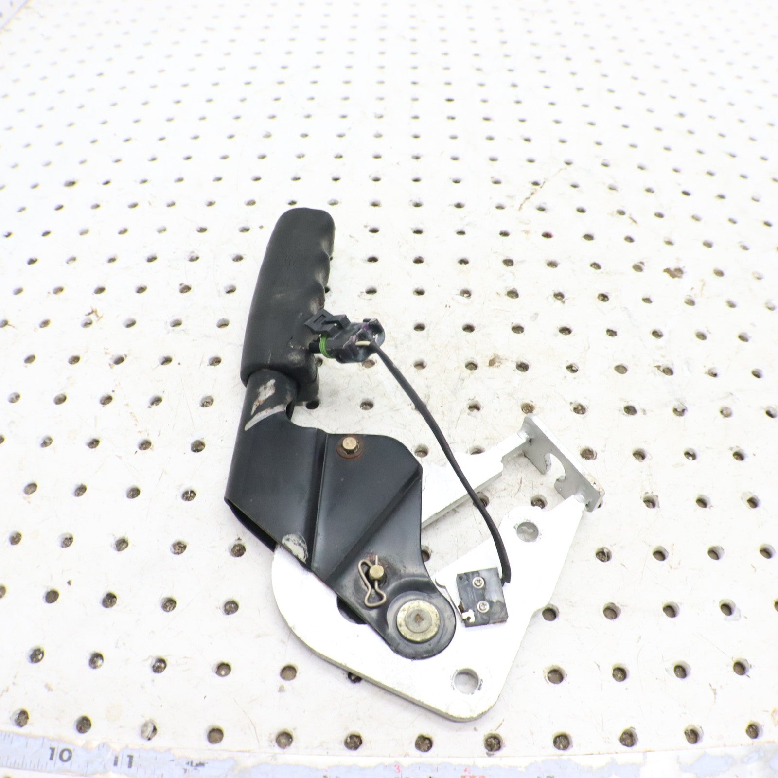 2013 Polaris Ranger 800 PARK BRAKE LEVER ASSEMBLY 1911573