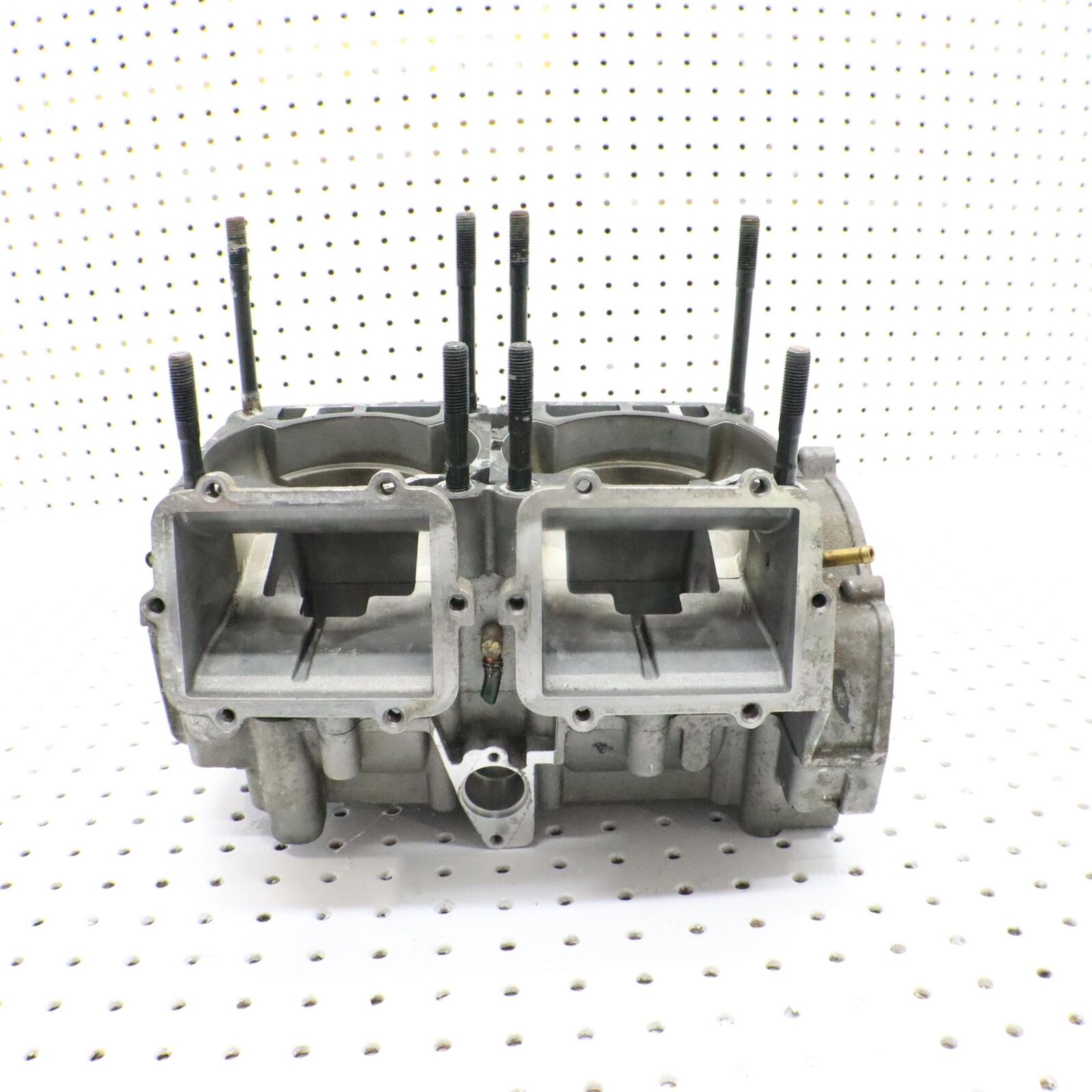 2006 POLARIS FUSION 600 CRANK CASE ENGINE CASE 1202738 2203037