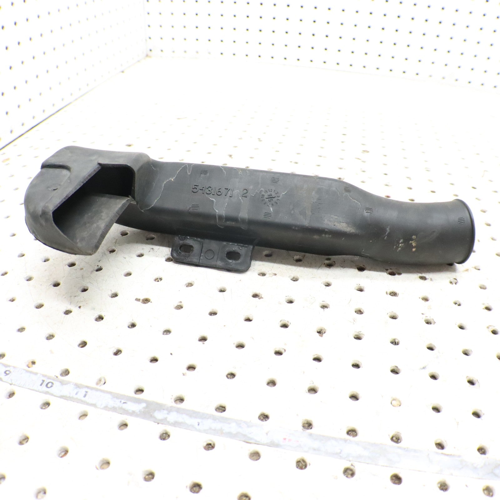 1995 Polaris Xplorer 400 Clutch Outlet Duct  5431671